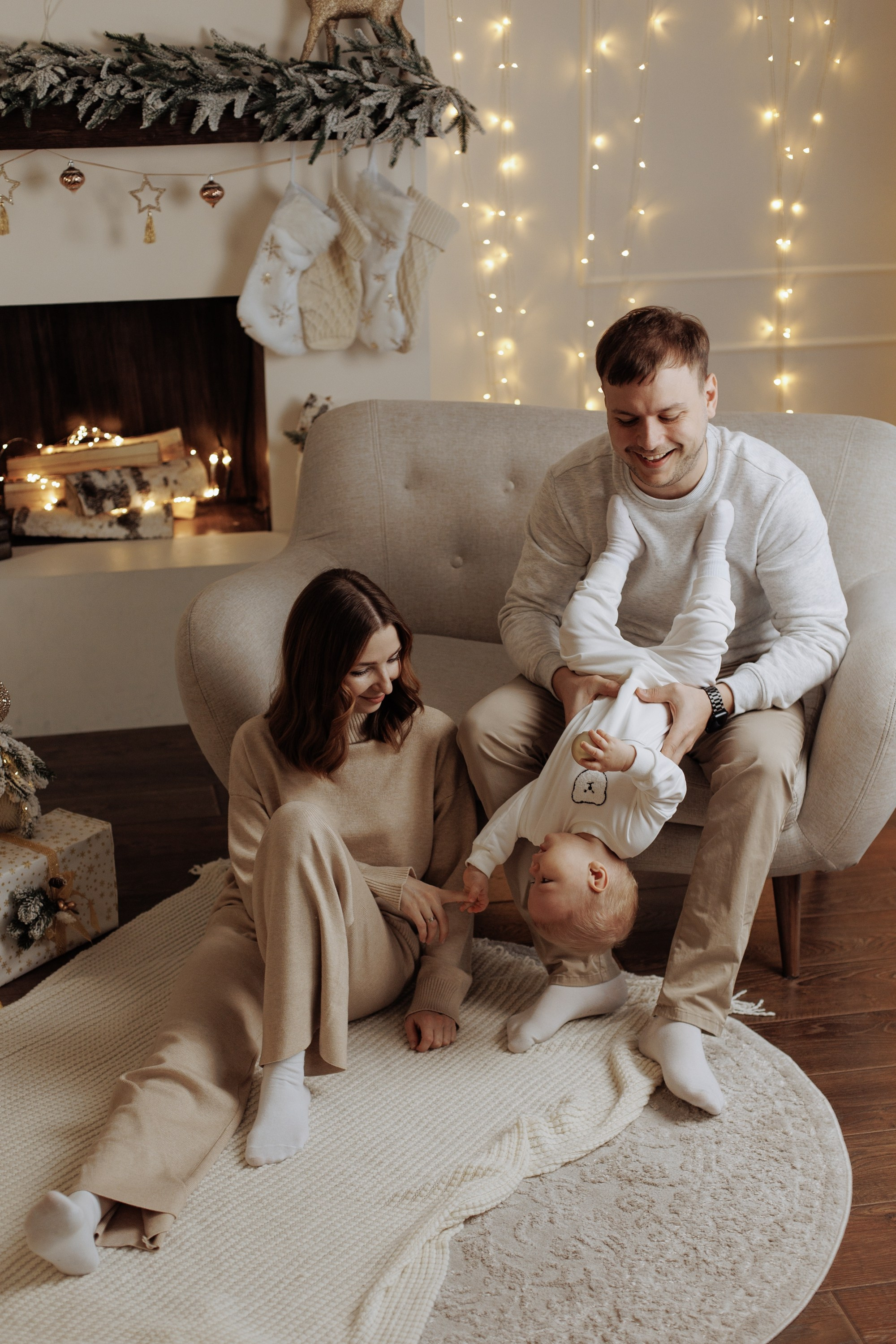 Семейная фотосессия «студия». Свадебный фотограф