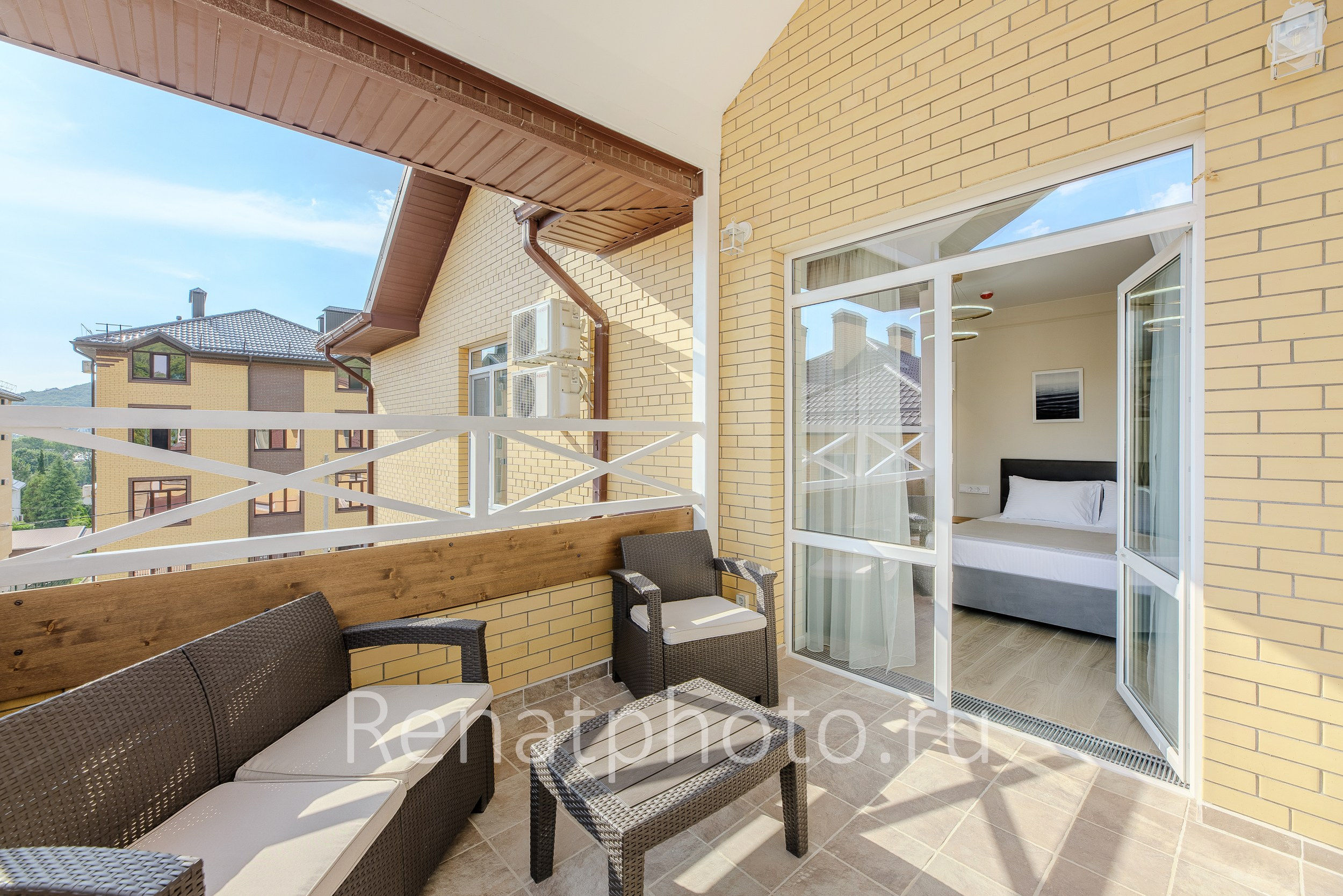 Renatphoto-интерьерная фотосъемка в геленджике. Профессиональная фотосъёмка интерьеров, предметная фотосессия еды для меню г. Анапа