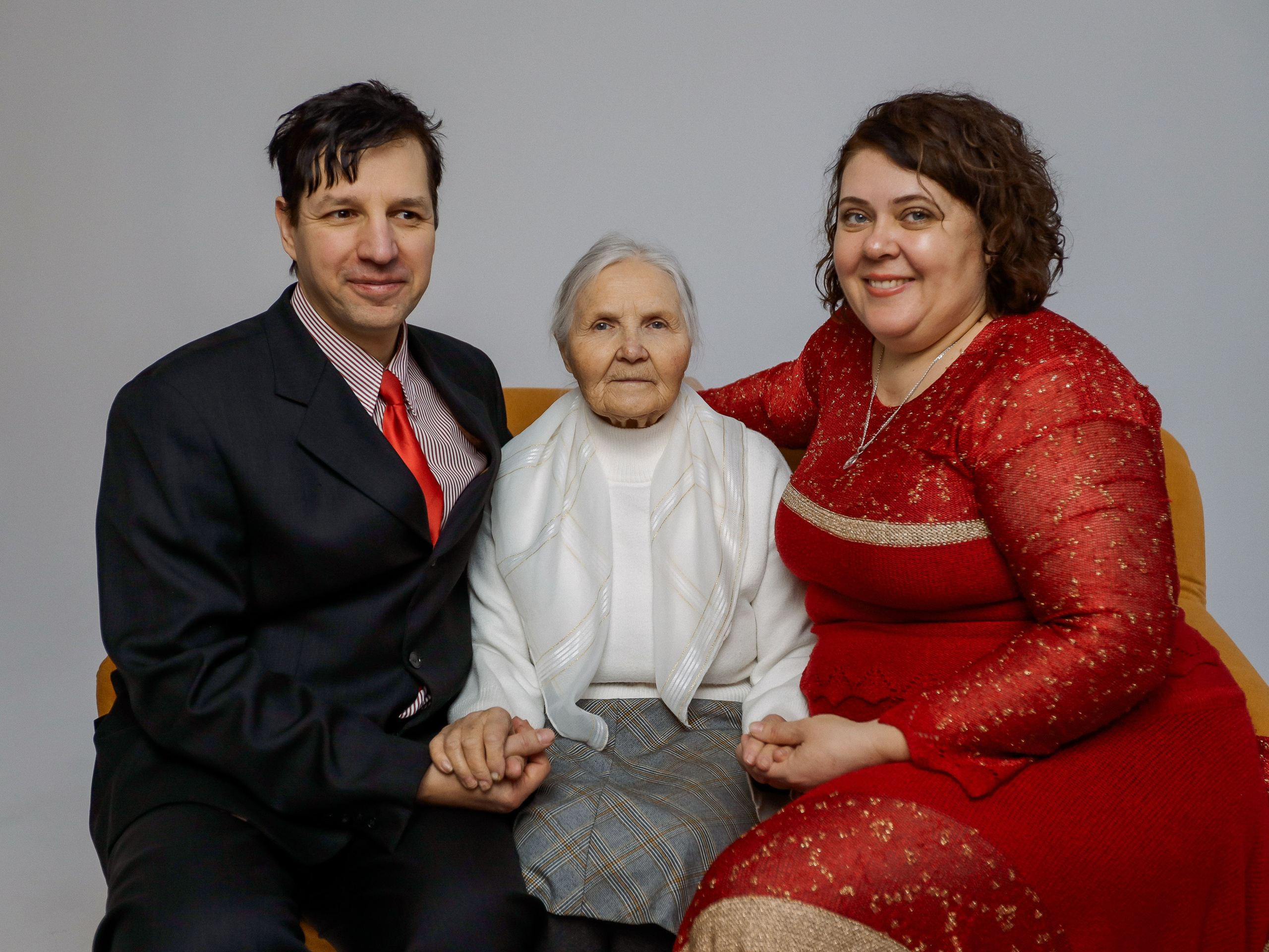 Диана с семьей. Свадебный фотограф Варшава Лодзь Польша Елена Юцова