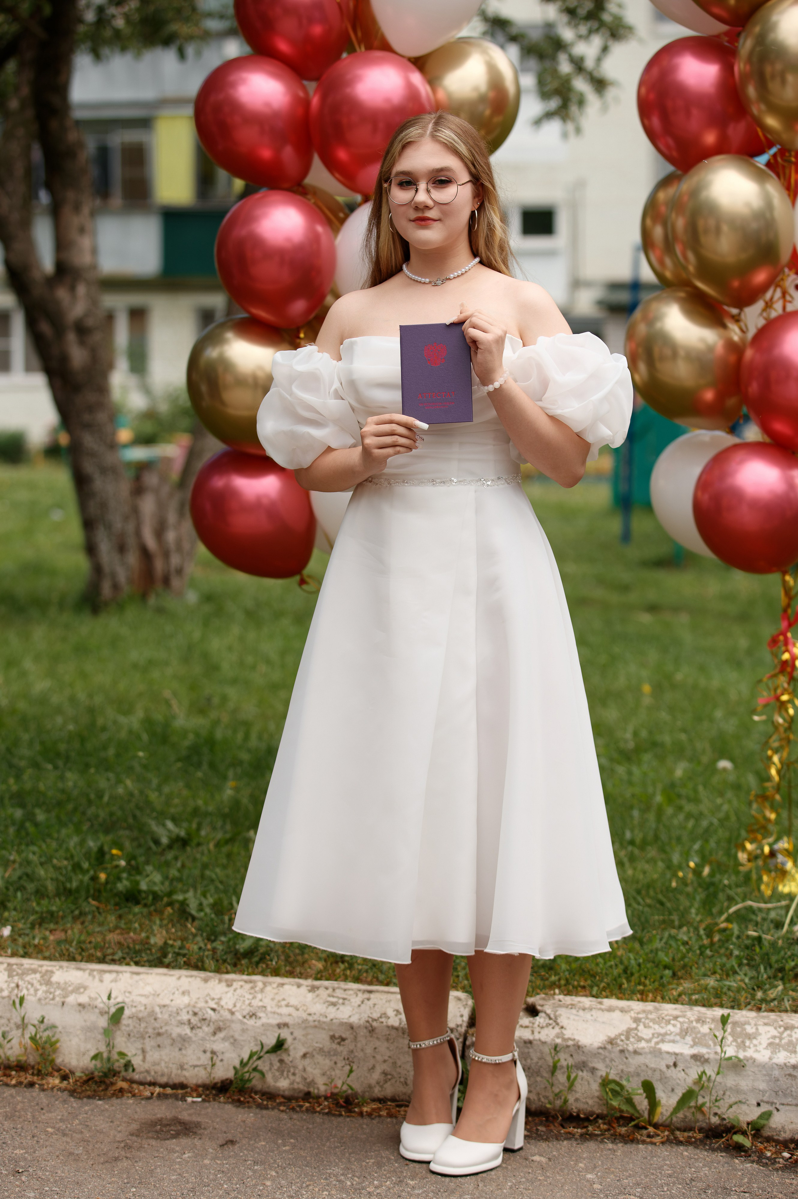 Вручение аттестатов Школа № 57. Семейный фотограф — Макс Белогрудов