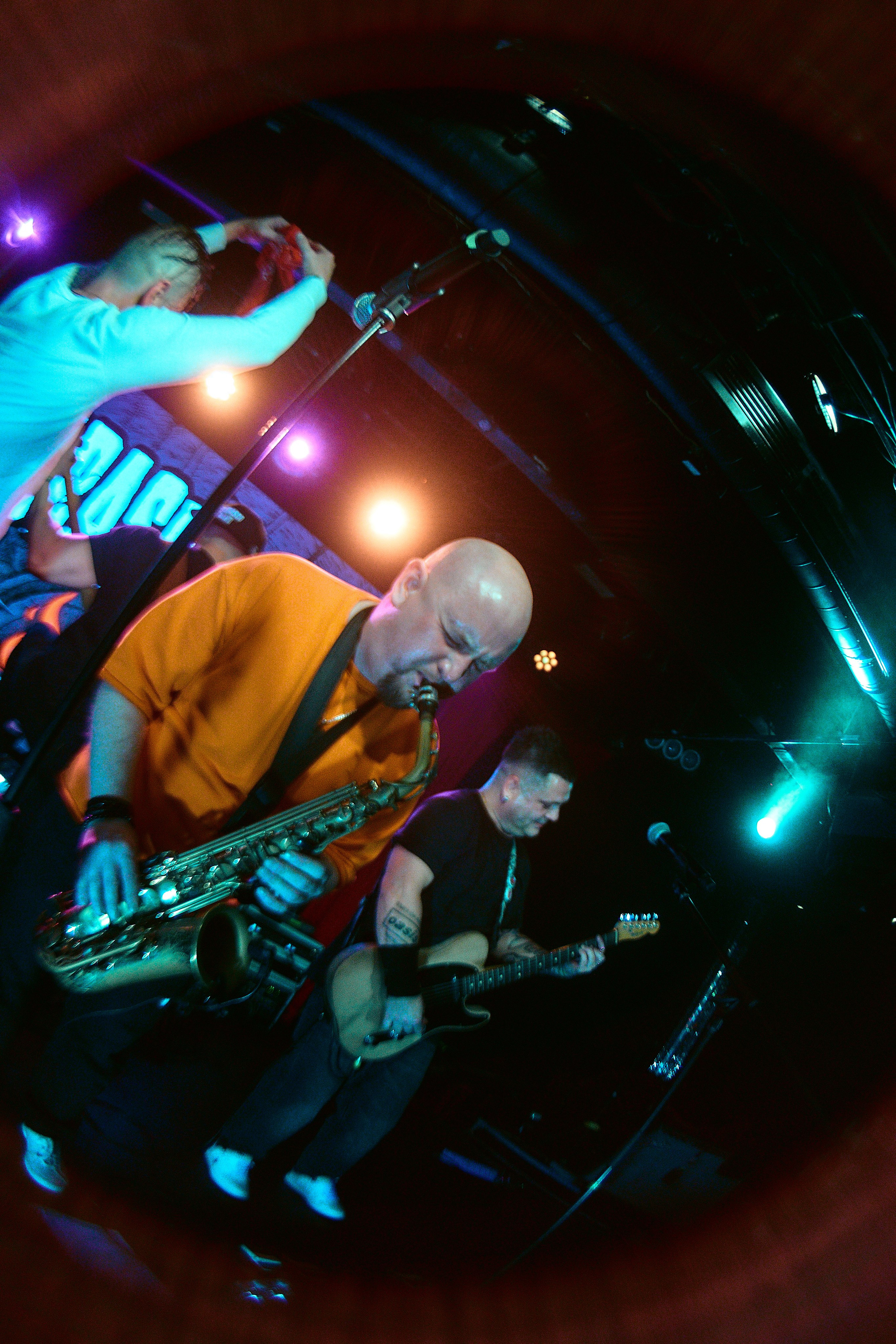 ТАБАСКО БЭНД — 16 ТОНН. Фотография для артистов