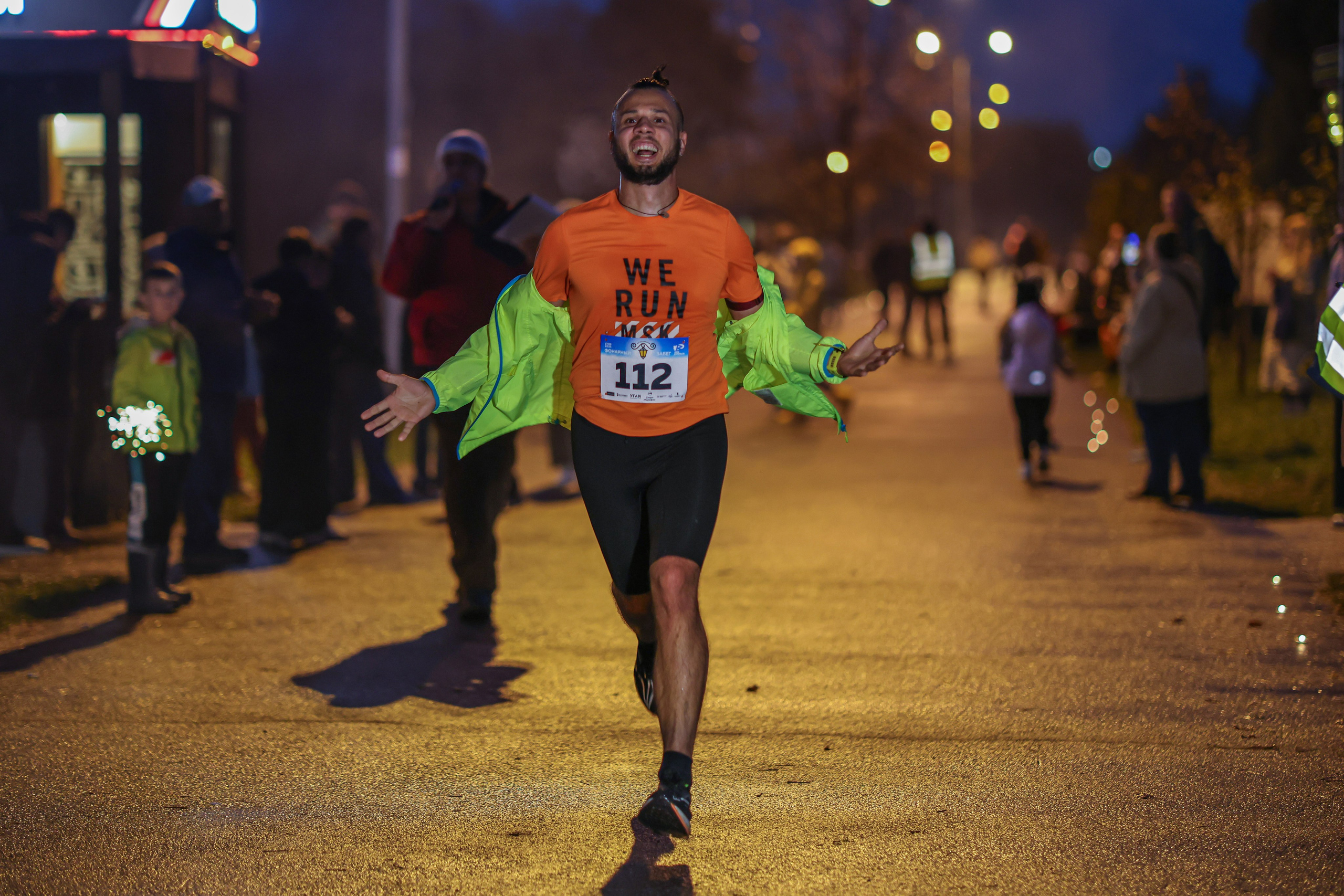 Фонарный забег, г. Долгопрудный, 27.09.25. Фотограф Сергей Ловкий