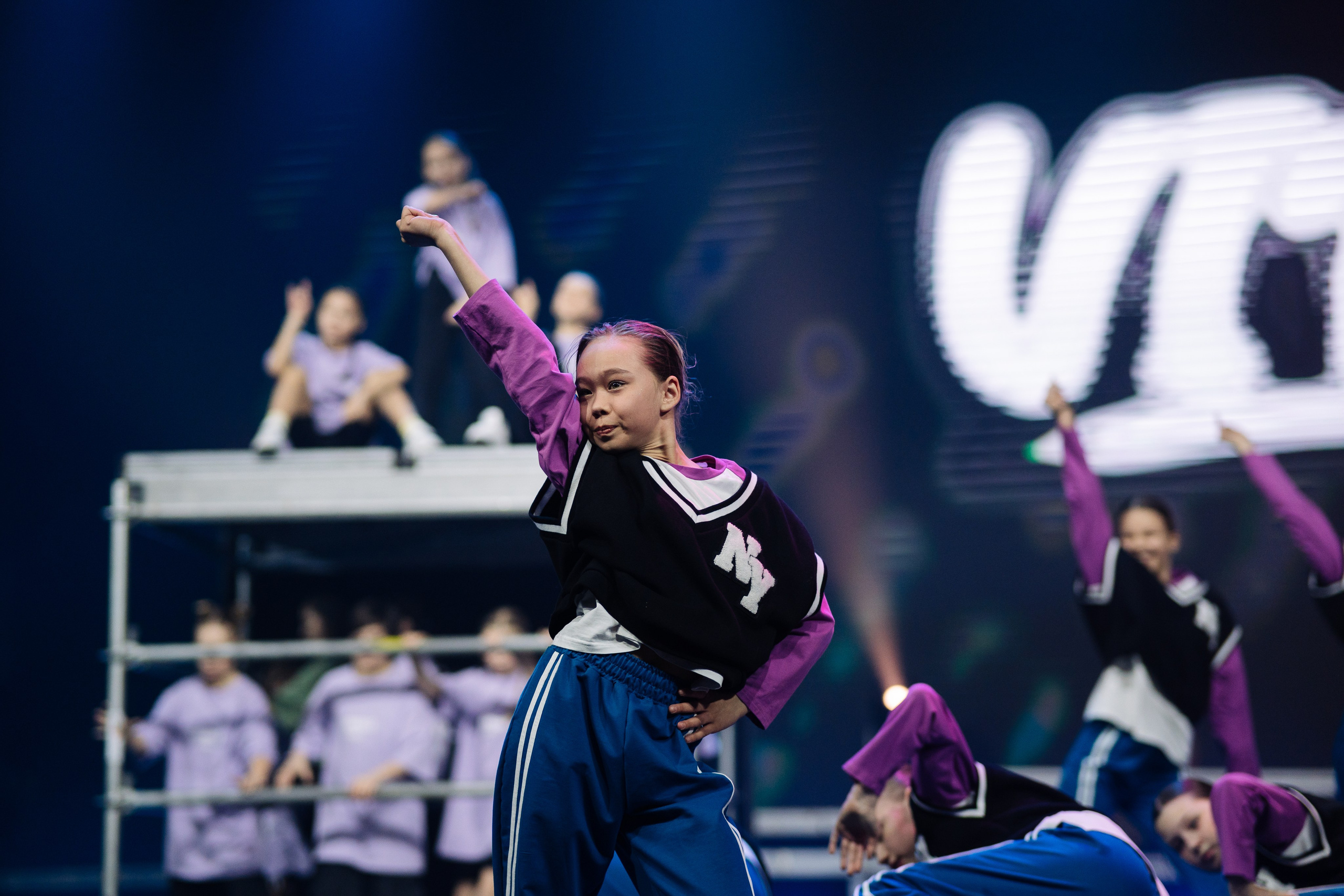 Harleen Joker's dance studio. Репортажный фотограф Красноярск Алекс Чампакхам