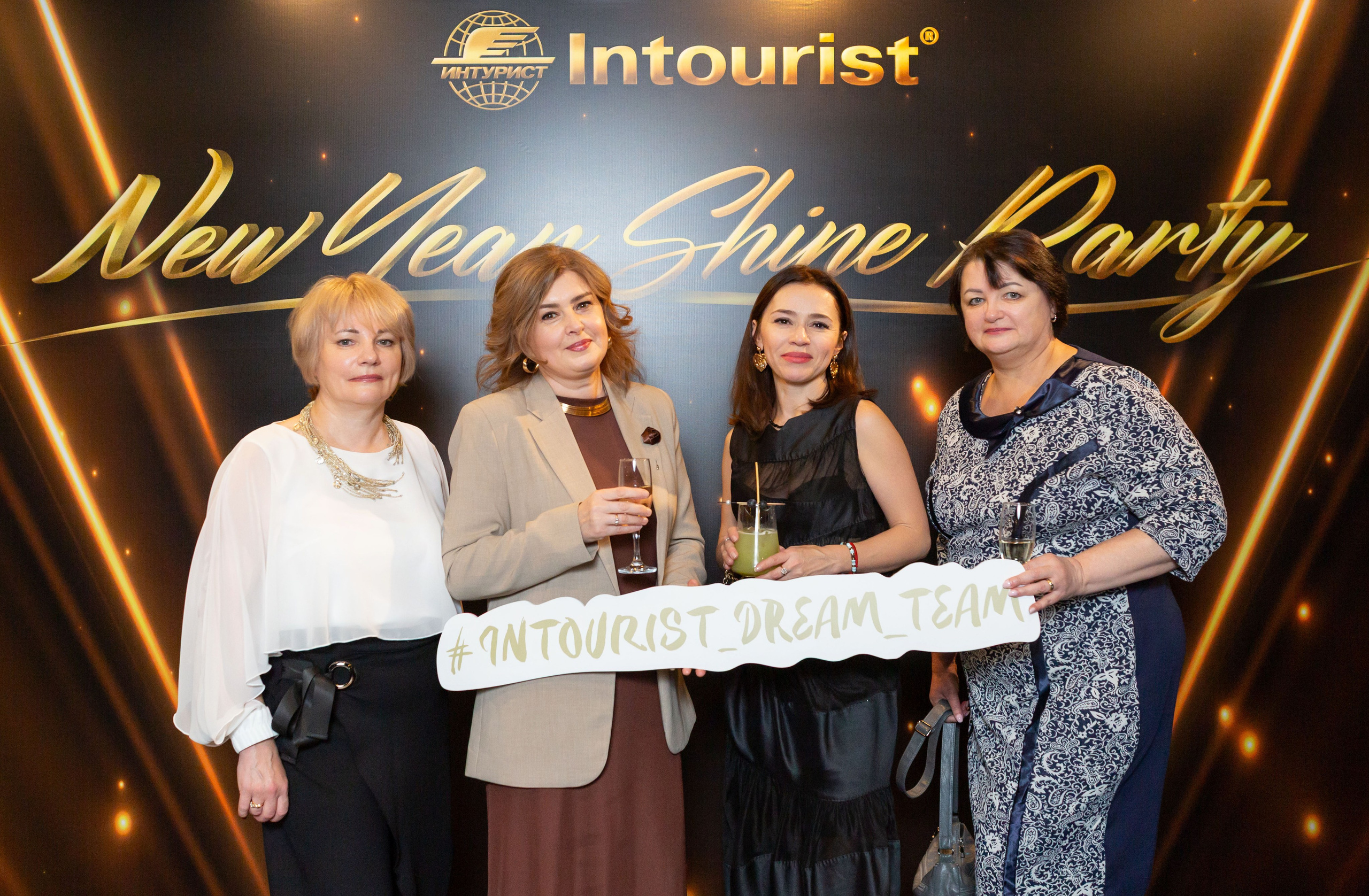 Корпоратив ресторан Времена года Москва. Семейный и детский фотограф Анна Петракова