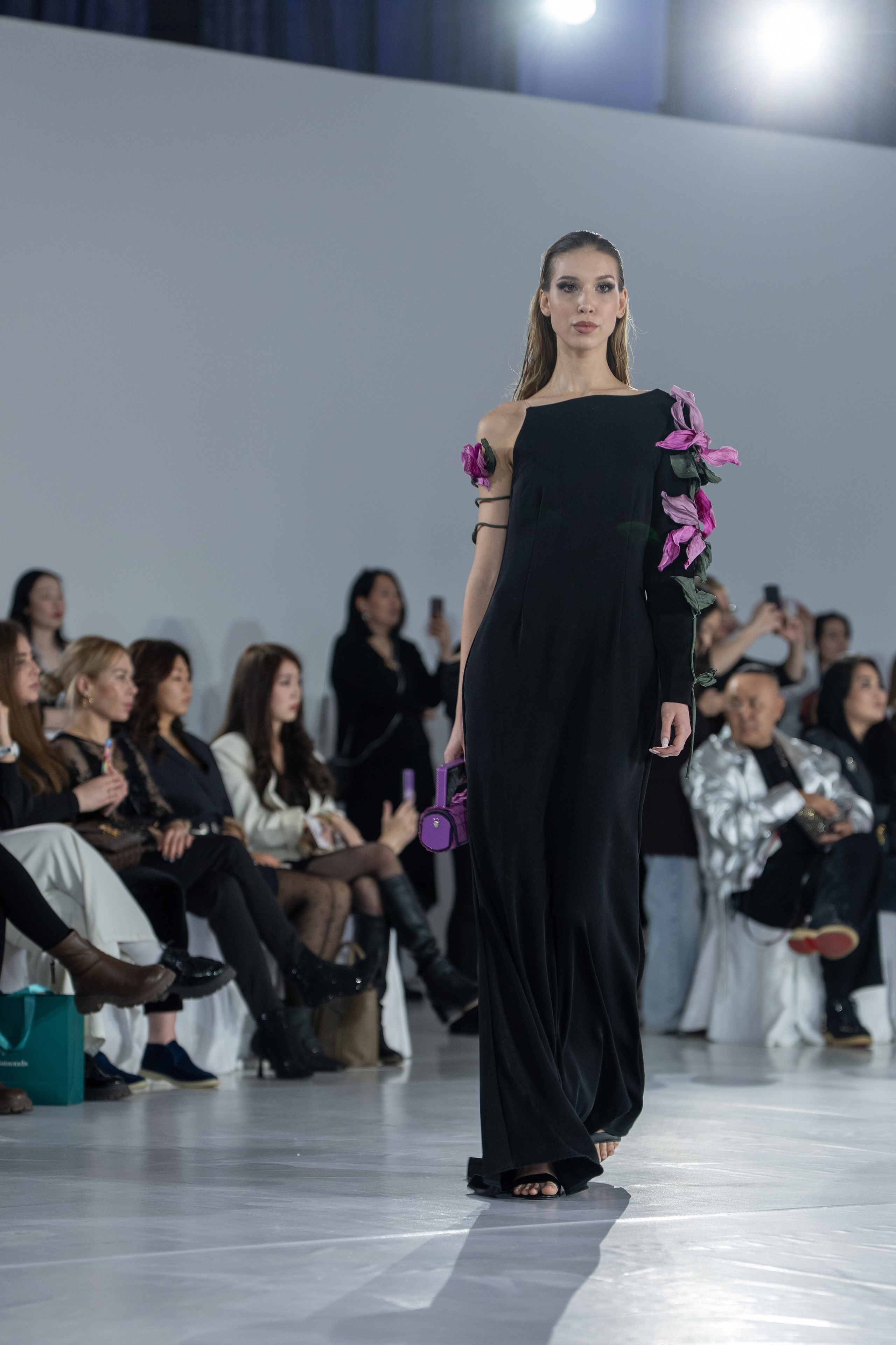 Brand TinAtin Magalashvilu. Сайт Алматинского НЮ АРТ, будуар и фэшн фотографа Дениса Карпенко