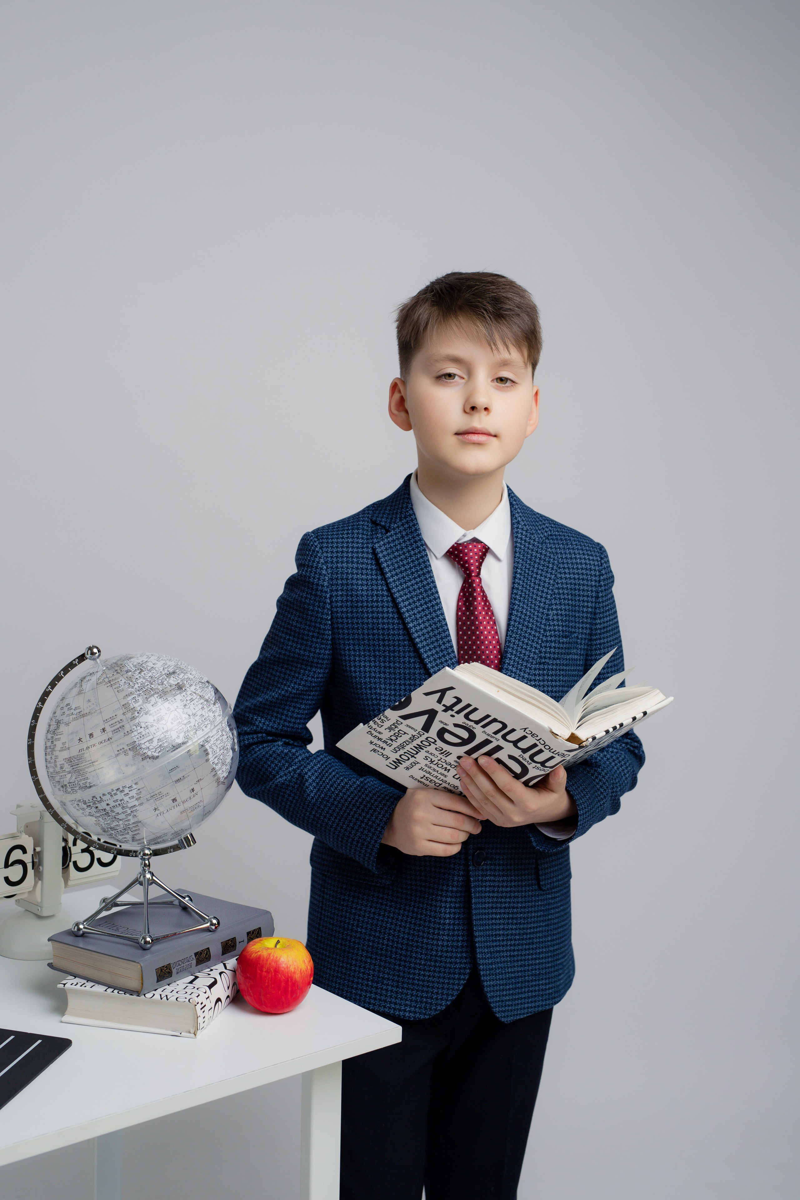4 класс — портреты белый фон. Выпускные альбомы Чехов
