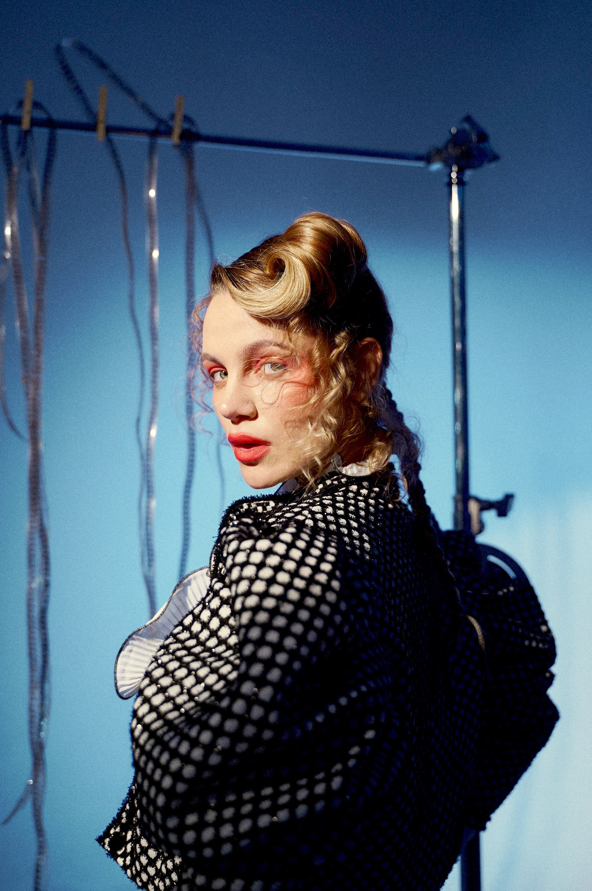 История вторая: из холста в в создателя. Фотограф в Москве Женя Потах