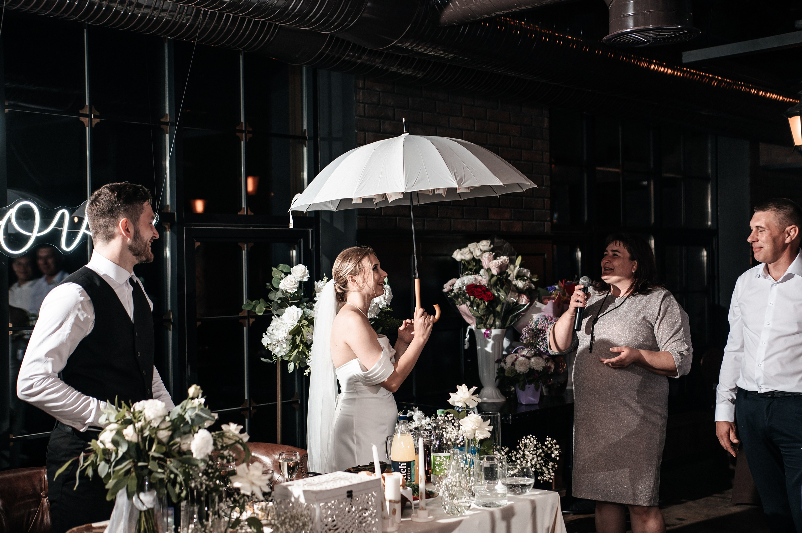 Даниил и Валерия. Черная утка. Полный день. Фотограф Екатерина Бочарникова