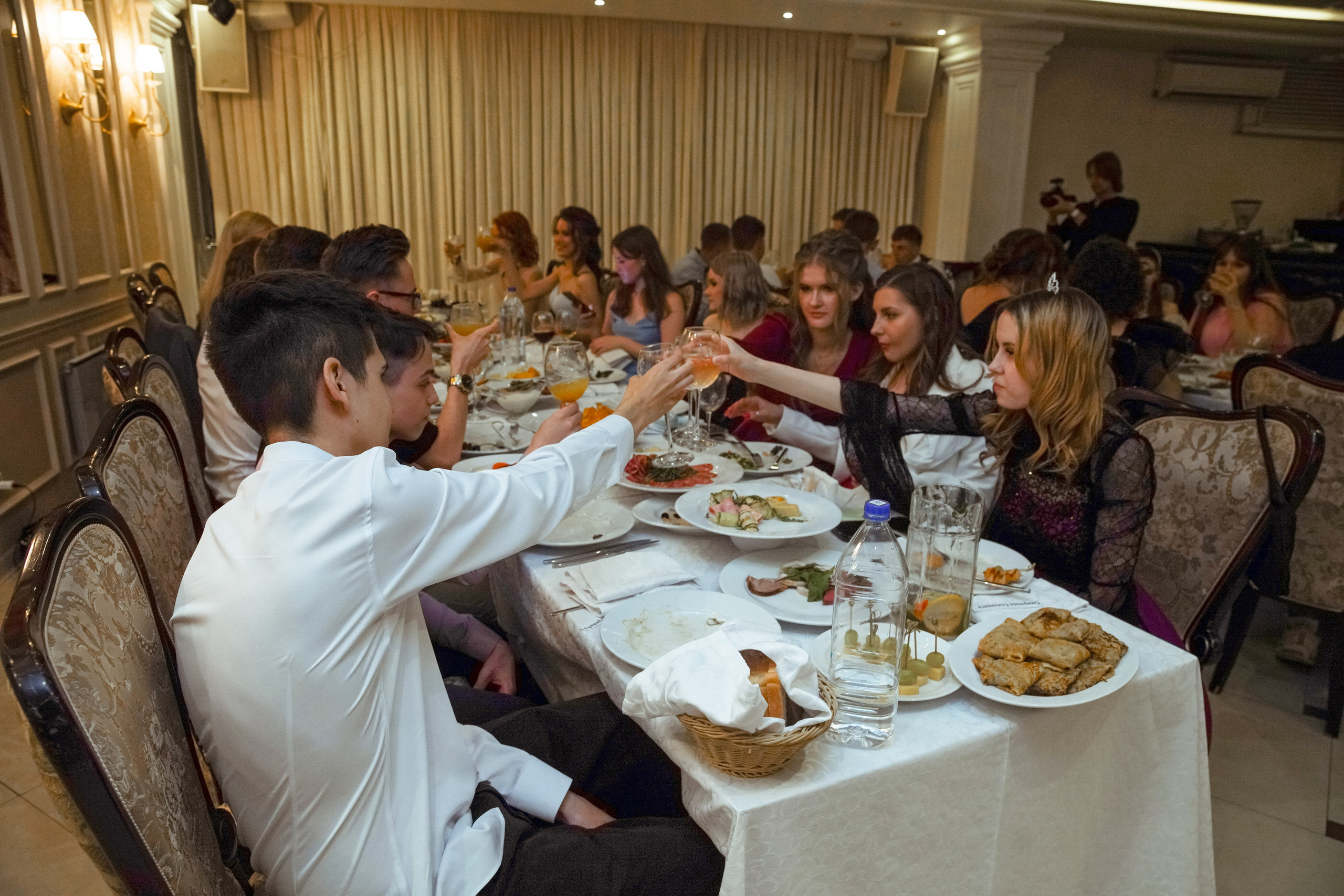 Выпускной, вручение диплома, прогулка, Онегин. Семейный и детский фотограф в Нижнем Новгороде