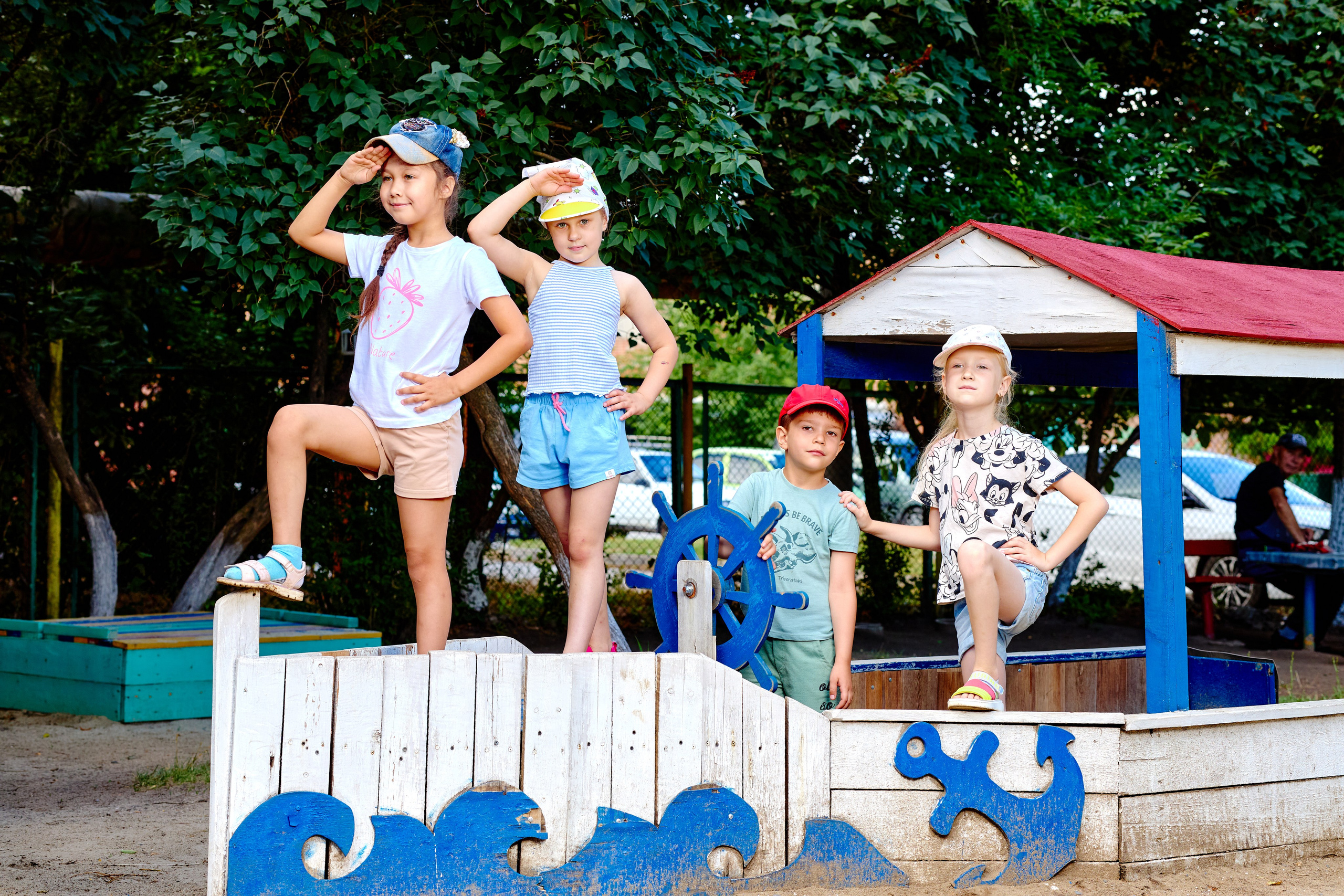 Пример летней съемки в детском саду № 92 Старшая группа Радуга. Фотограф Выпускные альбомы Таганрог Сергей Коробченко