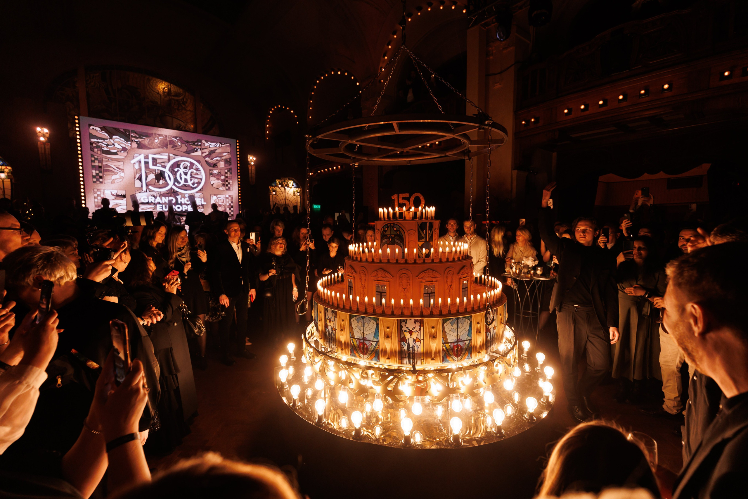 Репортаж. Суперфотограф Виталий Коликов