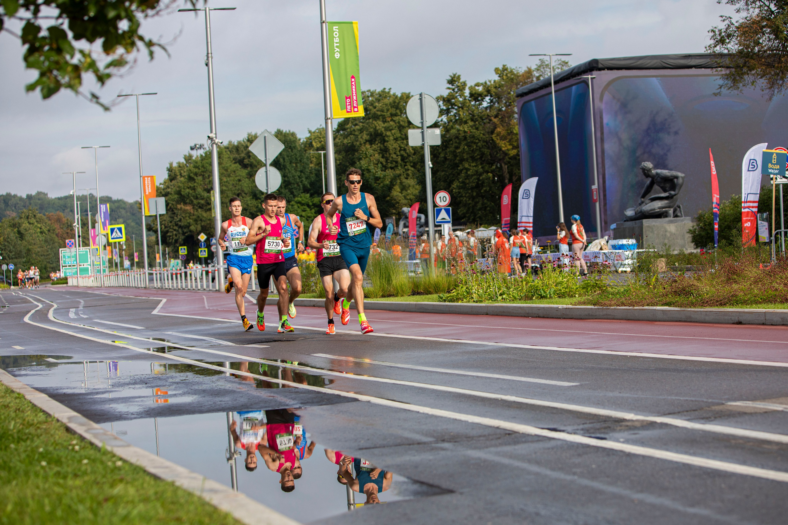 Полумарафон Лужники, 20 августа 2023 г. Фотограф Сергей Ловкий