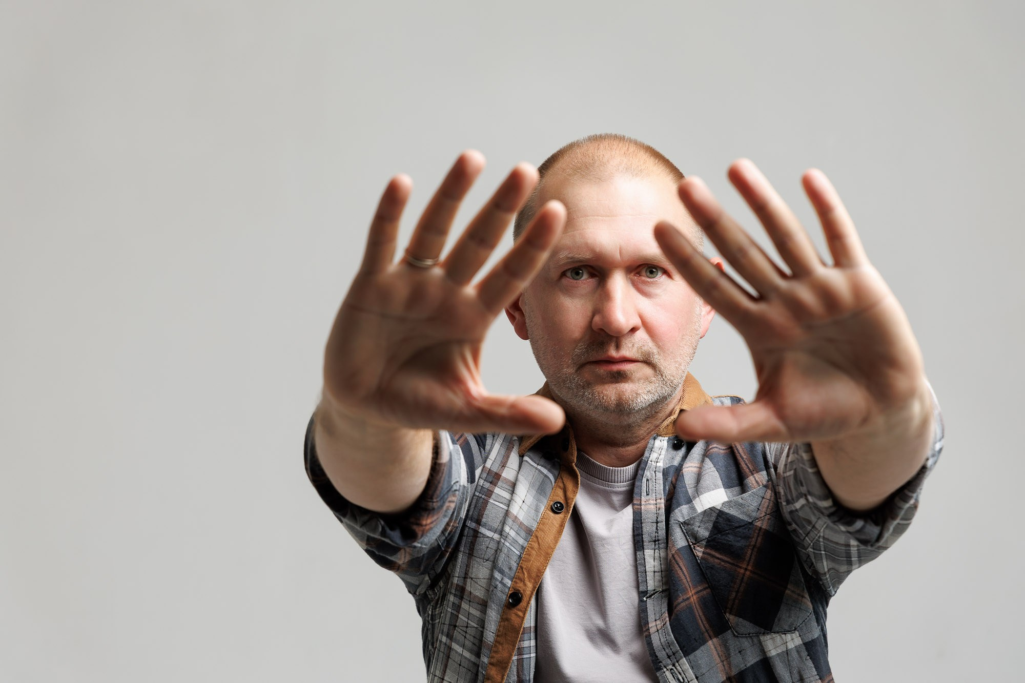 Алексей Тяпкин креативный директор деловой портрет, фотосессия в астрахани, фотосъемка для выборов,  бизнес портрет, фотограф в астрахани, деловая съемка