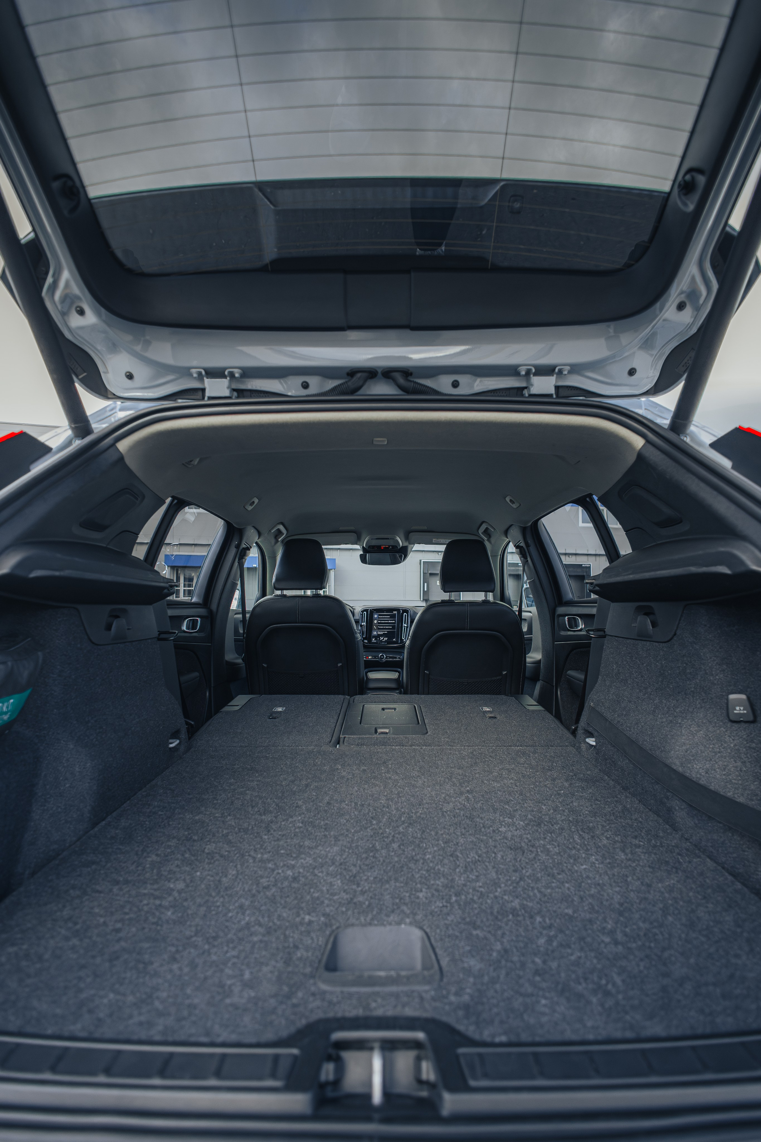 Volvo XC40. Авто Видеограф/фотограф в Иваново для Вашего бизнеса