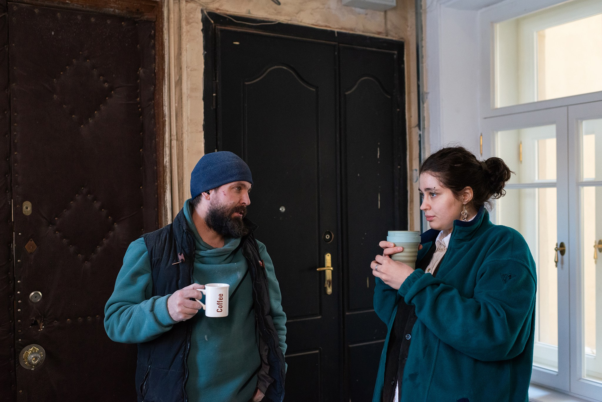 Фонд «Внимание». Расчистка росписей на Лахтинской 3. Репортажный фотограф в Санкт-Петербурге Анастасия Клёпова