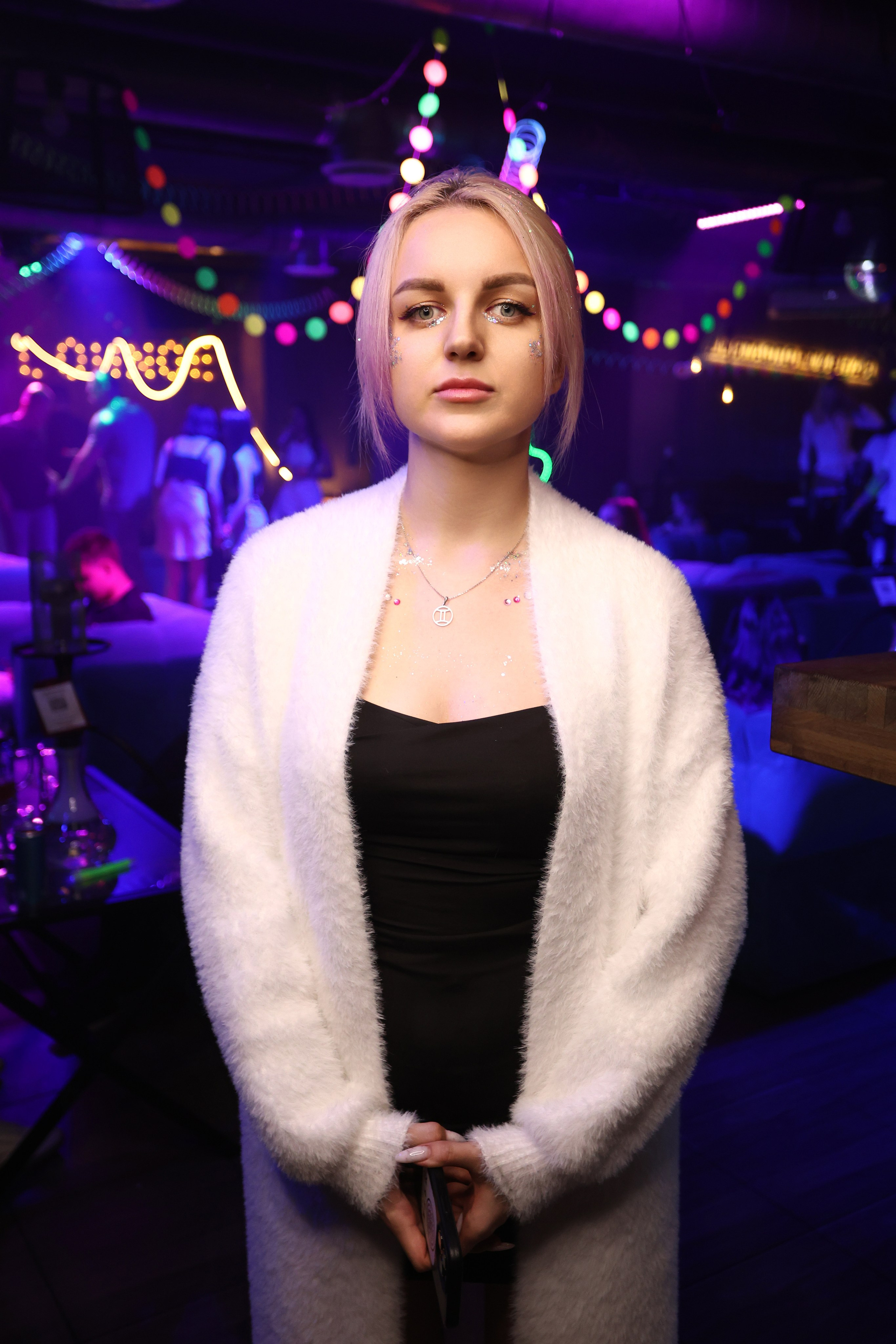 Neon Party 01.08.25. Мята Спортивная — Кальянная, караоке, бар в Минске