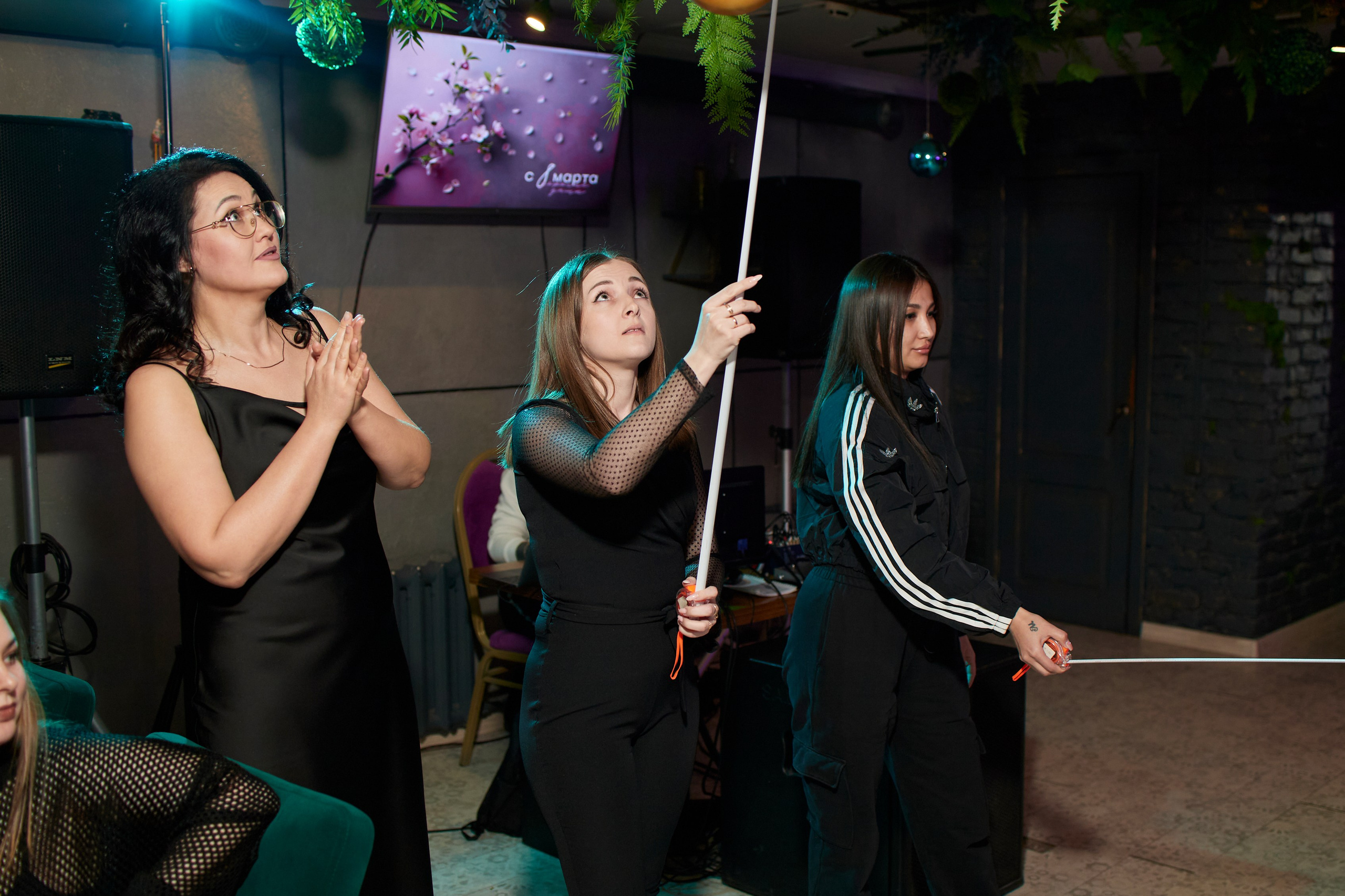 MAXIM & DAMIR | FOREST BAR | 8 МАРТА!. Главная