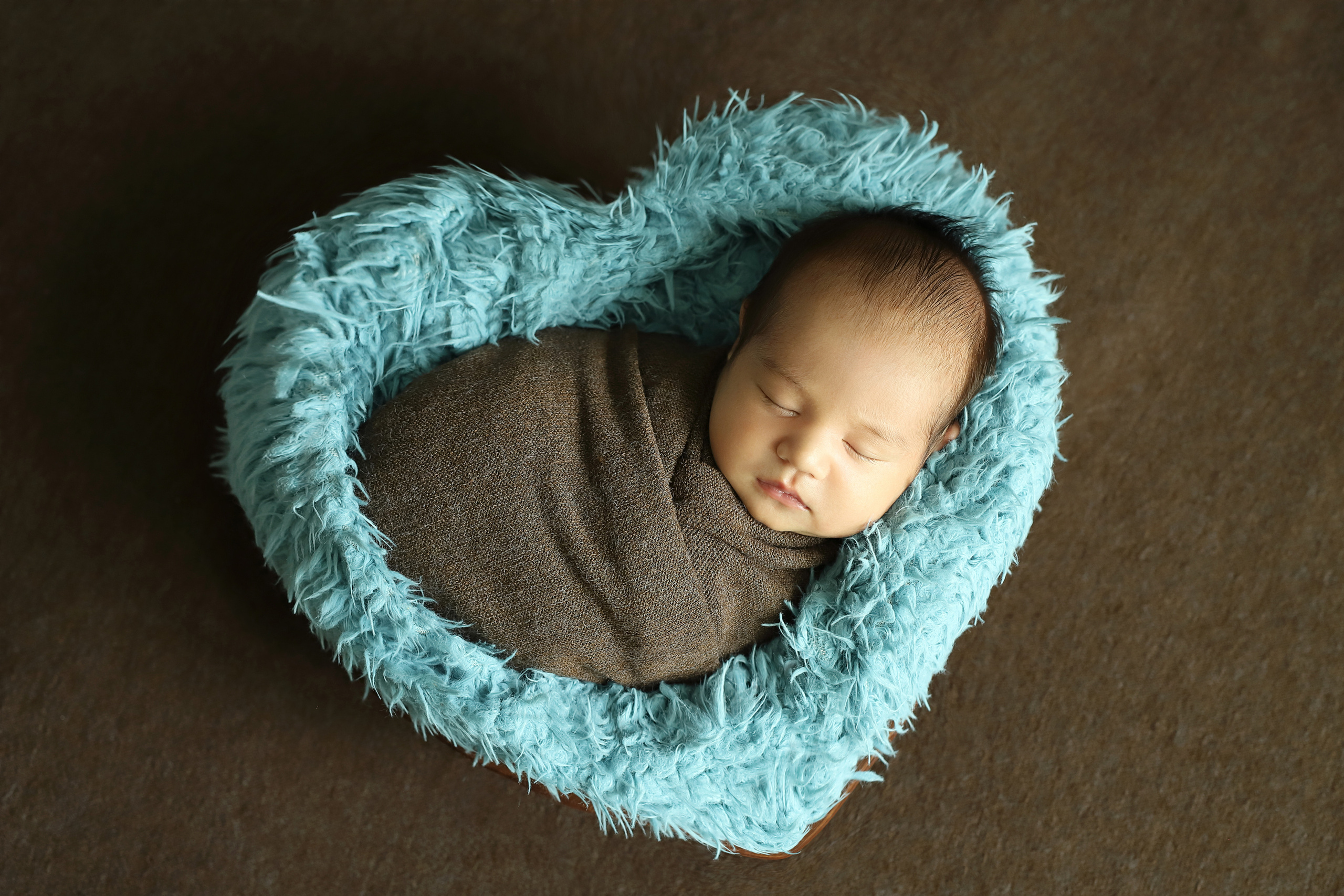 Фотосессия малыша Екатеринбург. Фотосессия новорождённого Екатеринбург. Фотограф newborn Екатеринбург. Фотограф новорожденных Екатеринбург. Фотограф Екатеринбург. Фотосессия Екатеринбург. Фотосессия под ключ Екатеринбург 