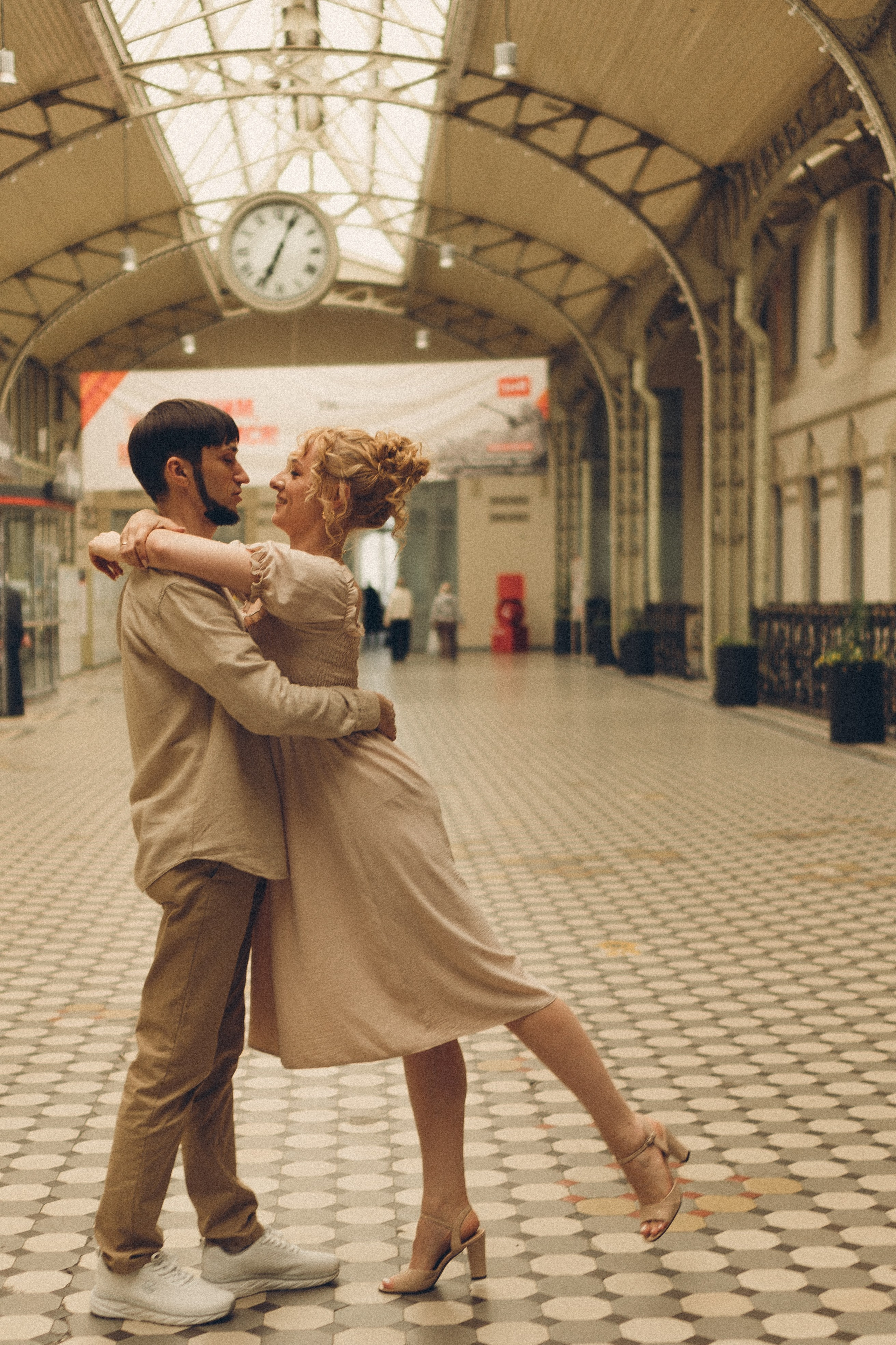 ПРОГУЛКА НА ВИТЕБСКОМ ВОКЗАЛЕ. Профессиональный фотограф, Санкт-Петербург — Виктория Богомолова
