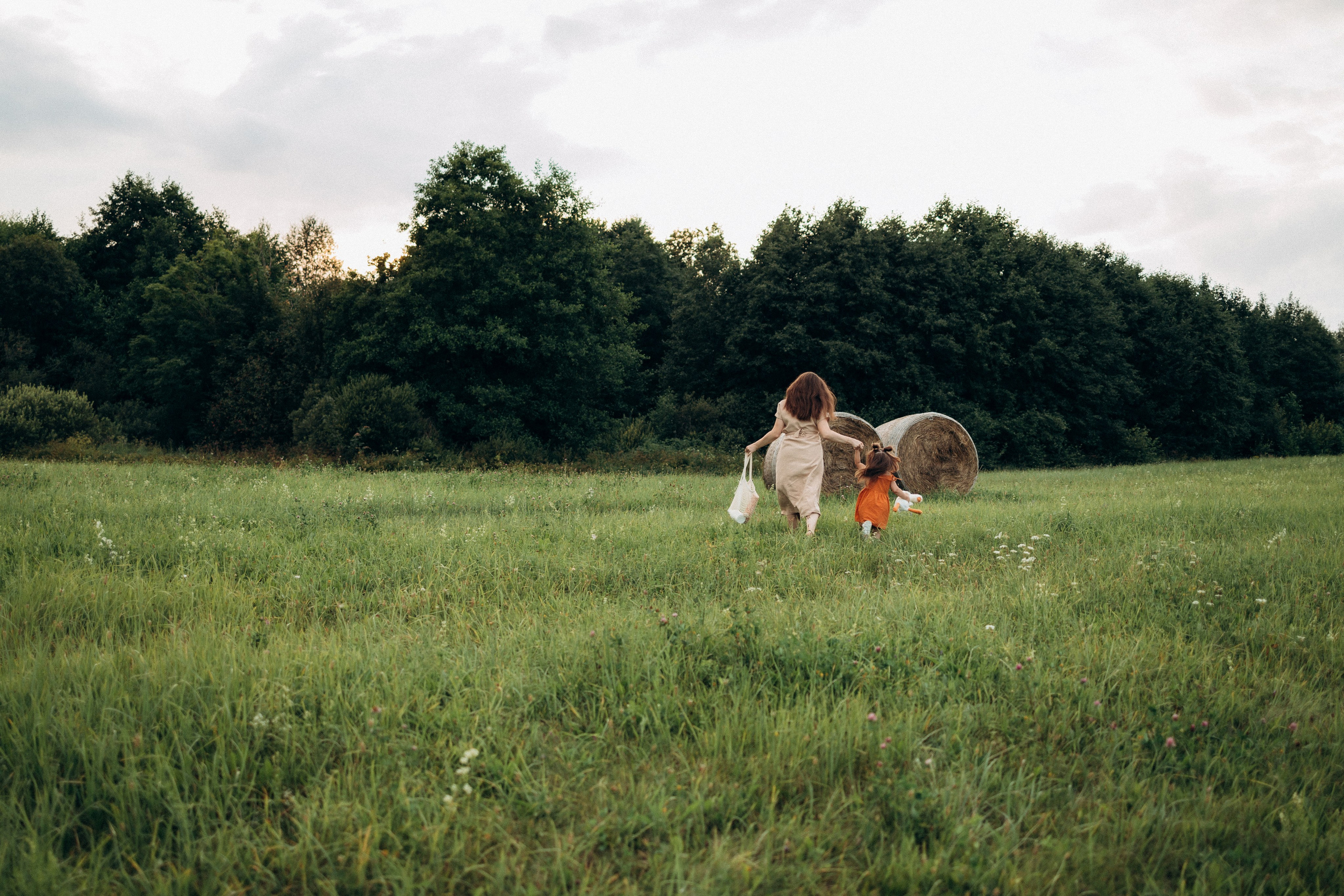 Катя и малышка Аня. Фотограф Елена Рябцева