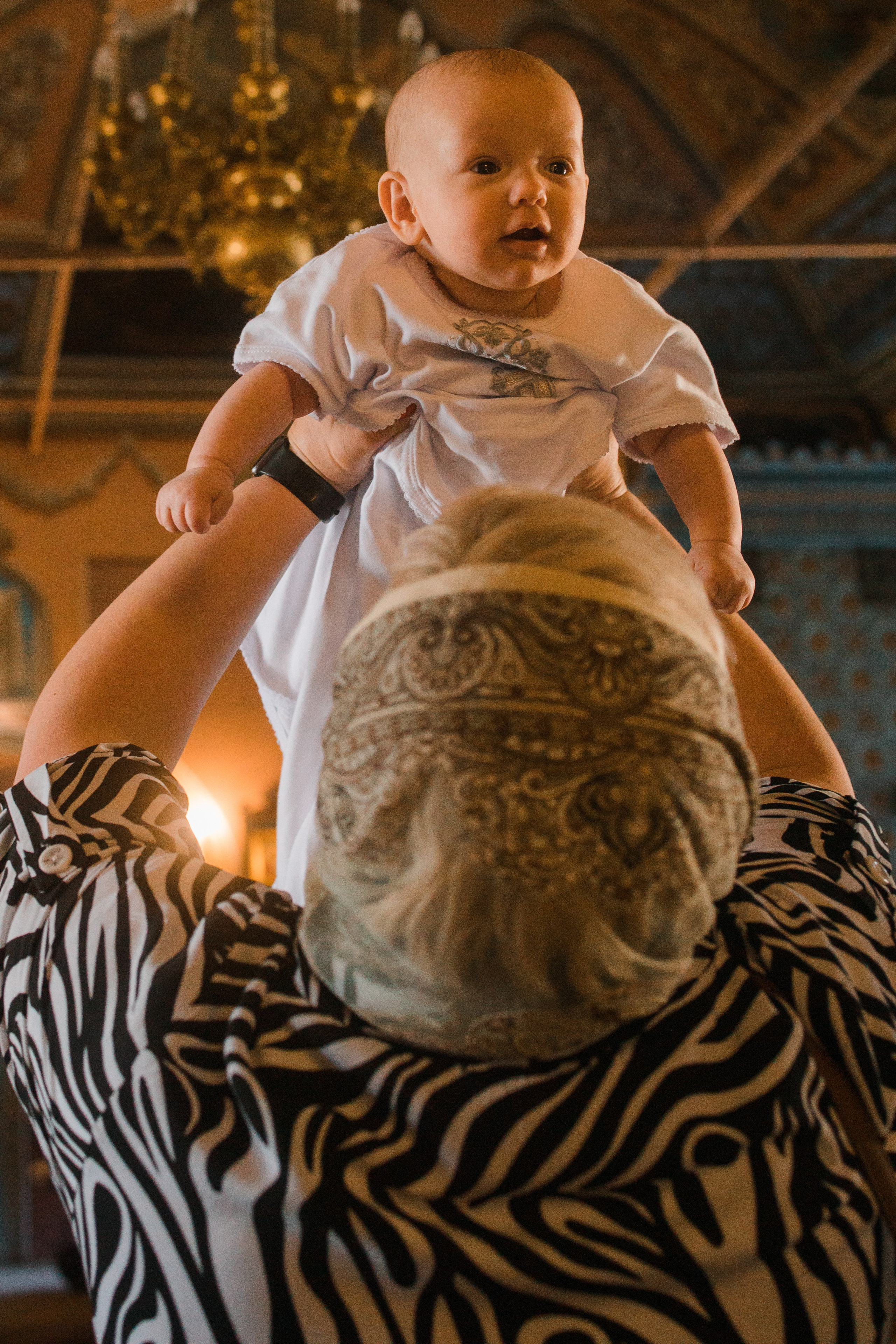 Фотосъемка крестин ребенка в Москве. Выпускные альбомы в Серпухове