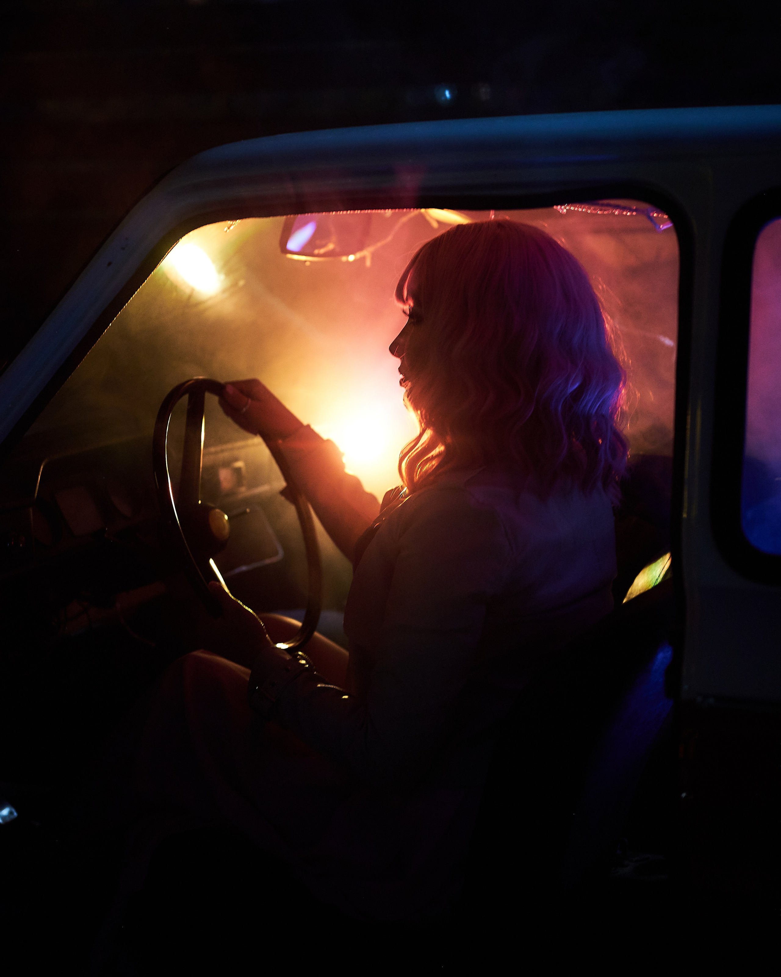 Love in the car. Портретный фотограф в Казани