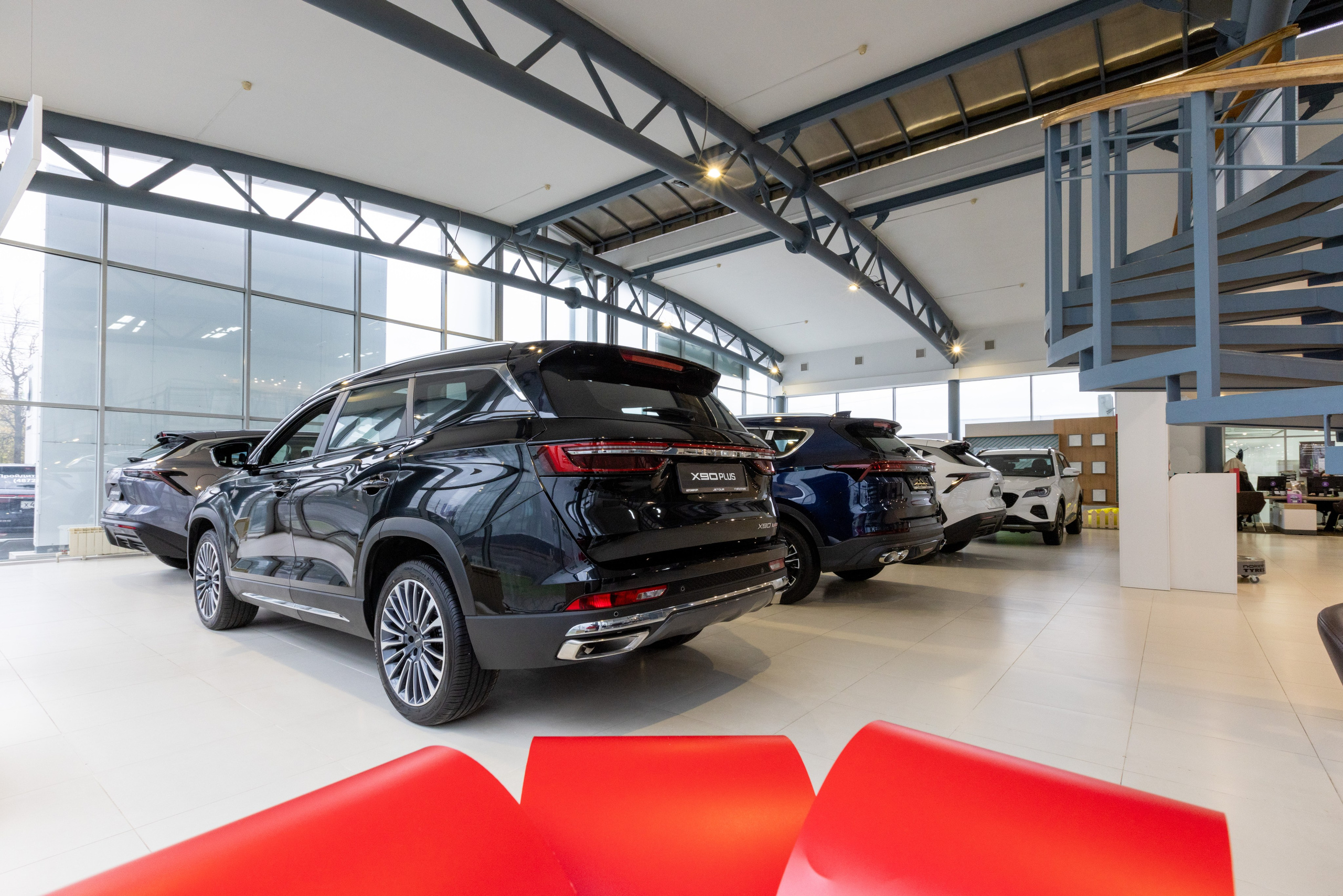 Автосалон Автоимпорт JETOUR. Фотограф в Туле Крупский АнДРей. Фотостудия «КАДР71» в Туле