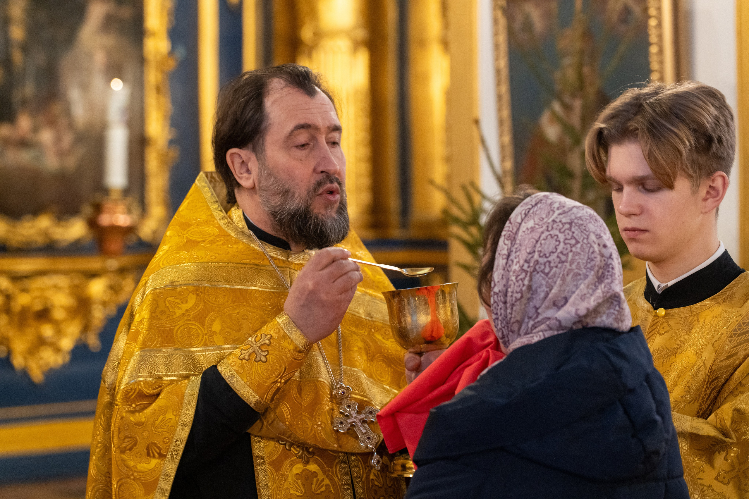 Неделя 30-я по Пятидесятнице, пред Рождеством Христовым, святых отец. Предпразднство Рождества Христова. Вмц. Анастасии Узорешительницы. НИКОЛО-БОГОЯВЛЕНСКИЙ МОРСКОЙ СОБОР