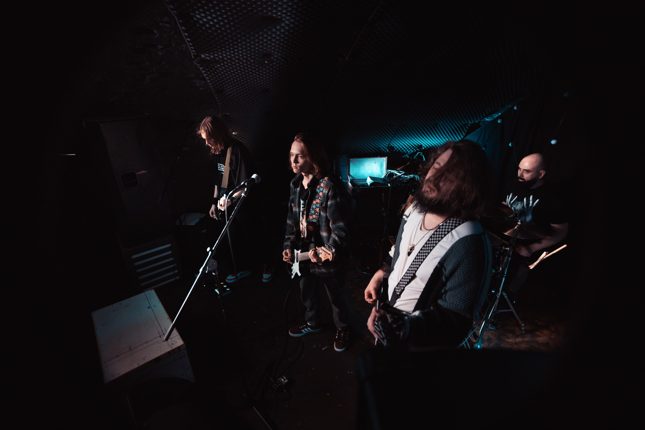 Wrong side. Бар «Дело не в тебе», Красноярск, 20.04.2025. Фотограф Регина Крикунова г. Красноярск