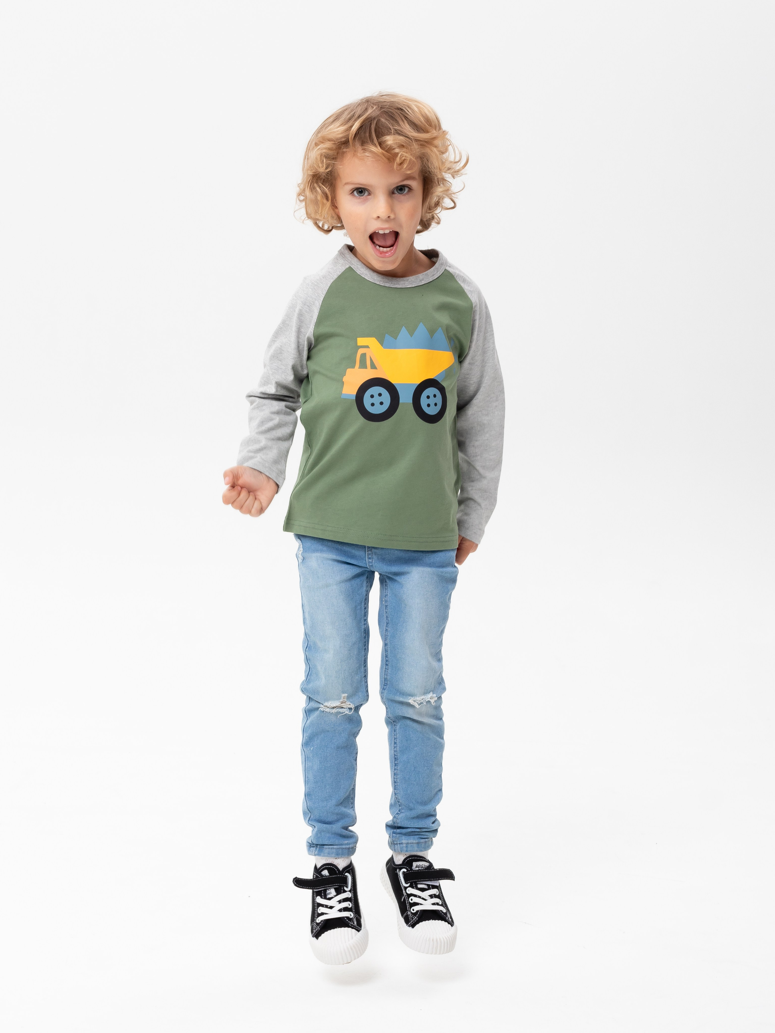 Футболки и носки. Фотограф в Краснодаре Арина Кудряшова