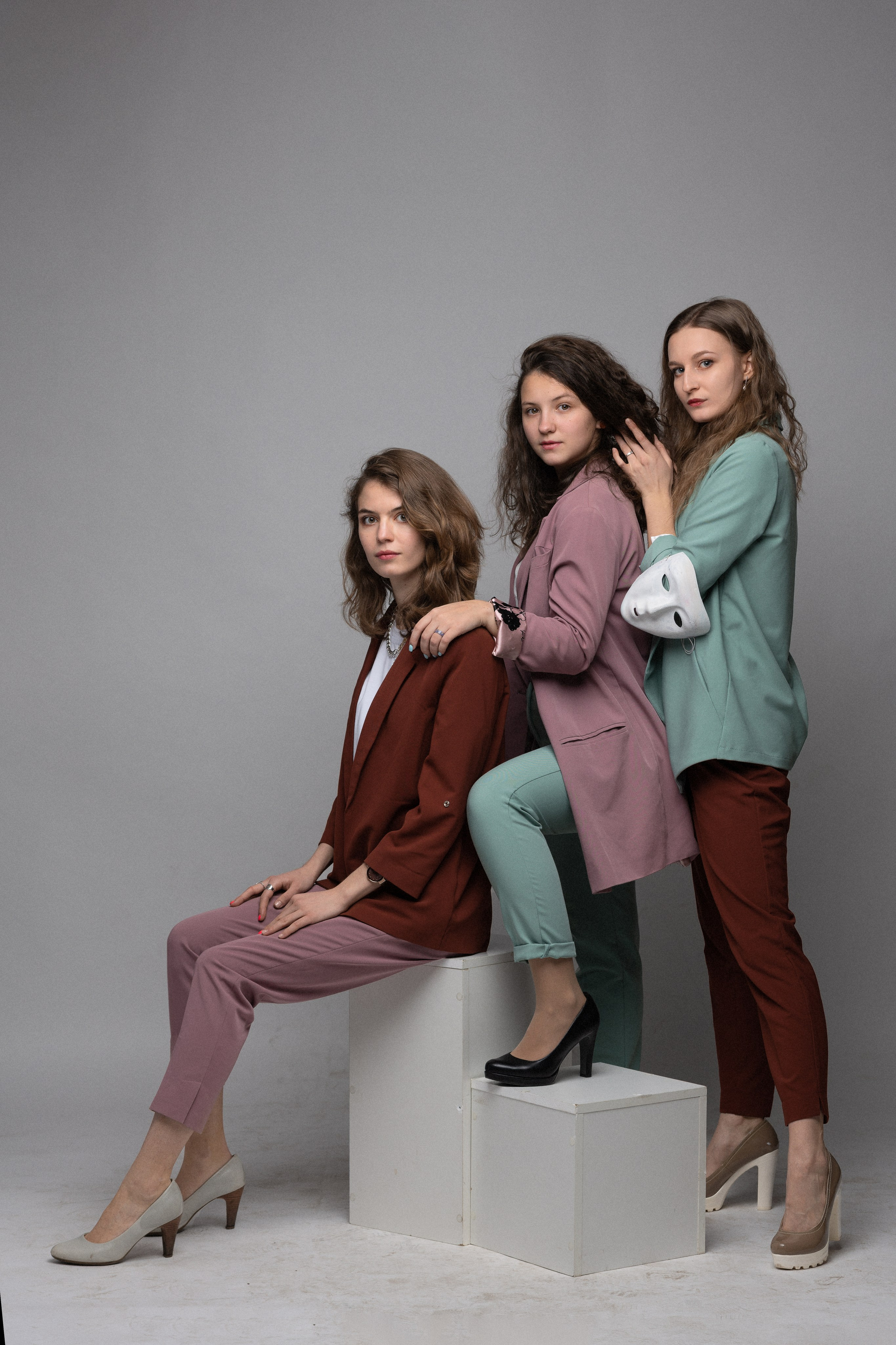 Студийные портреты. Фотограф Илья Неверов