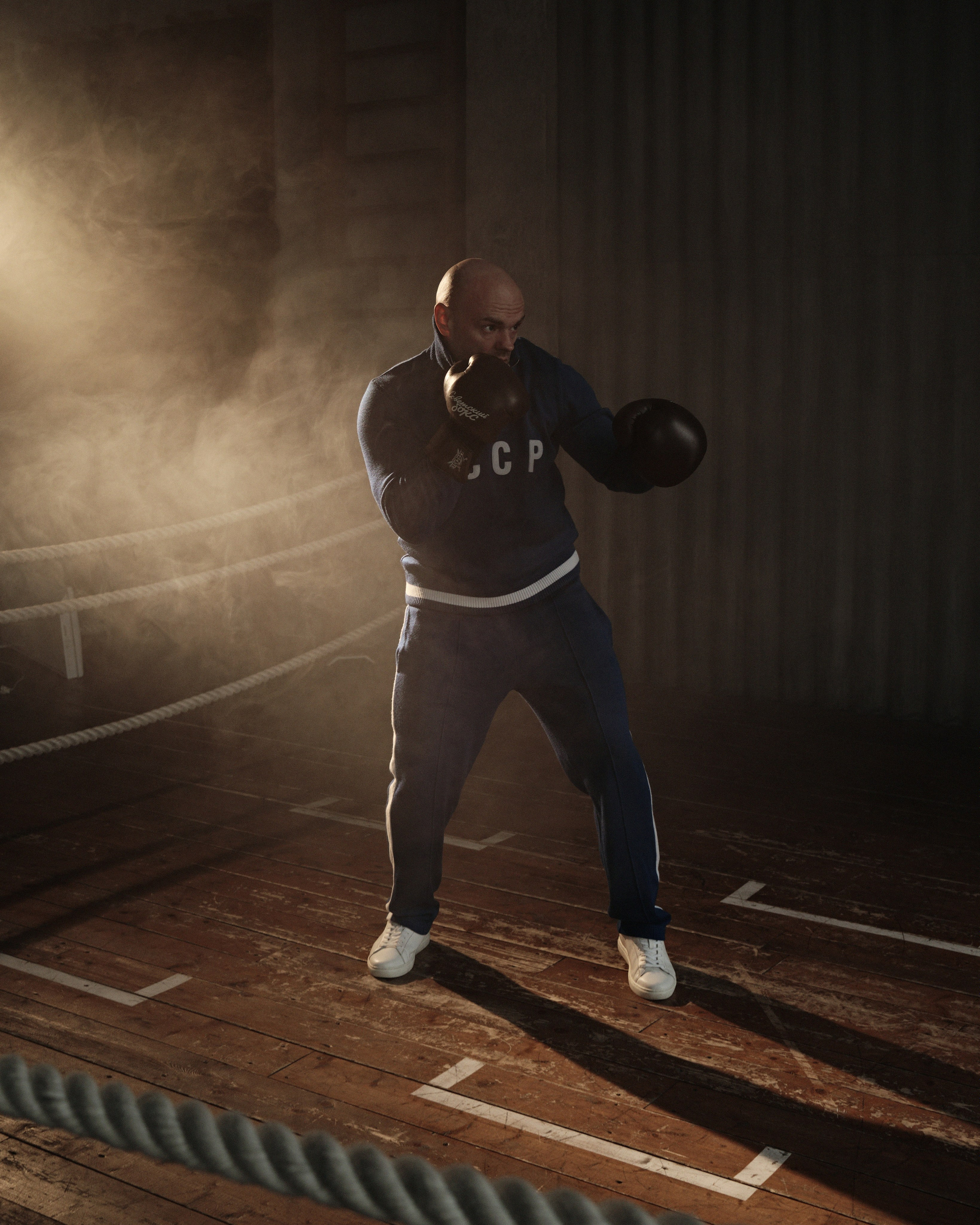 BOX. NOIZOMAX Художественный фотограф в Дубай