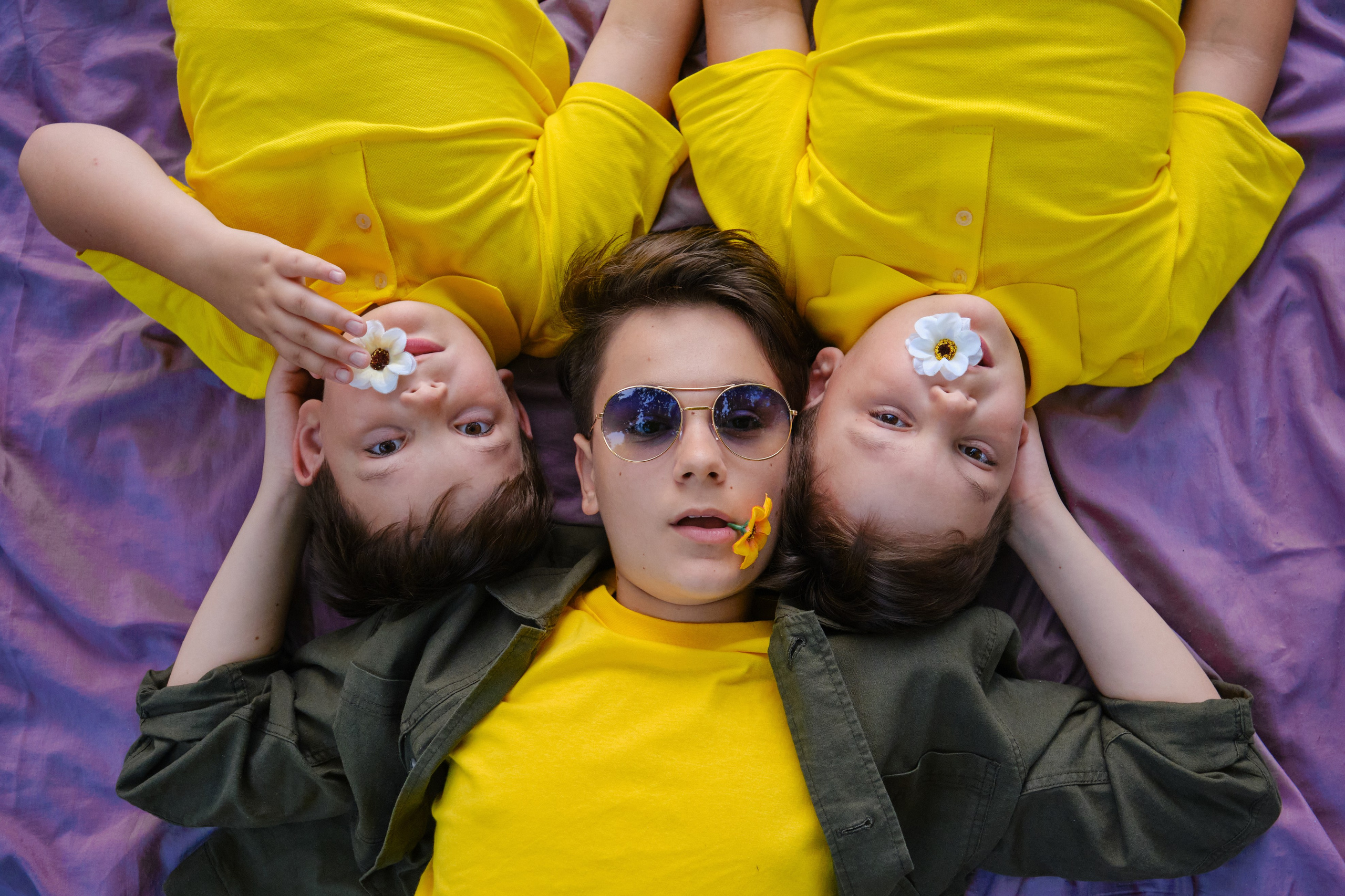 Летняя фотосессия на природе, в лесу, на улице. Семейная с детьми