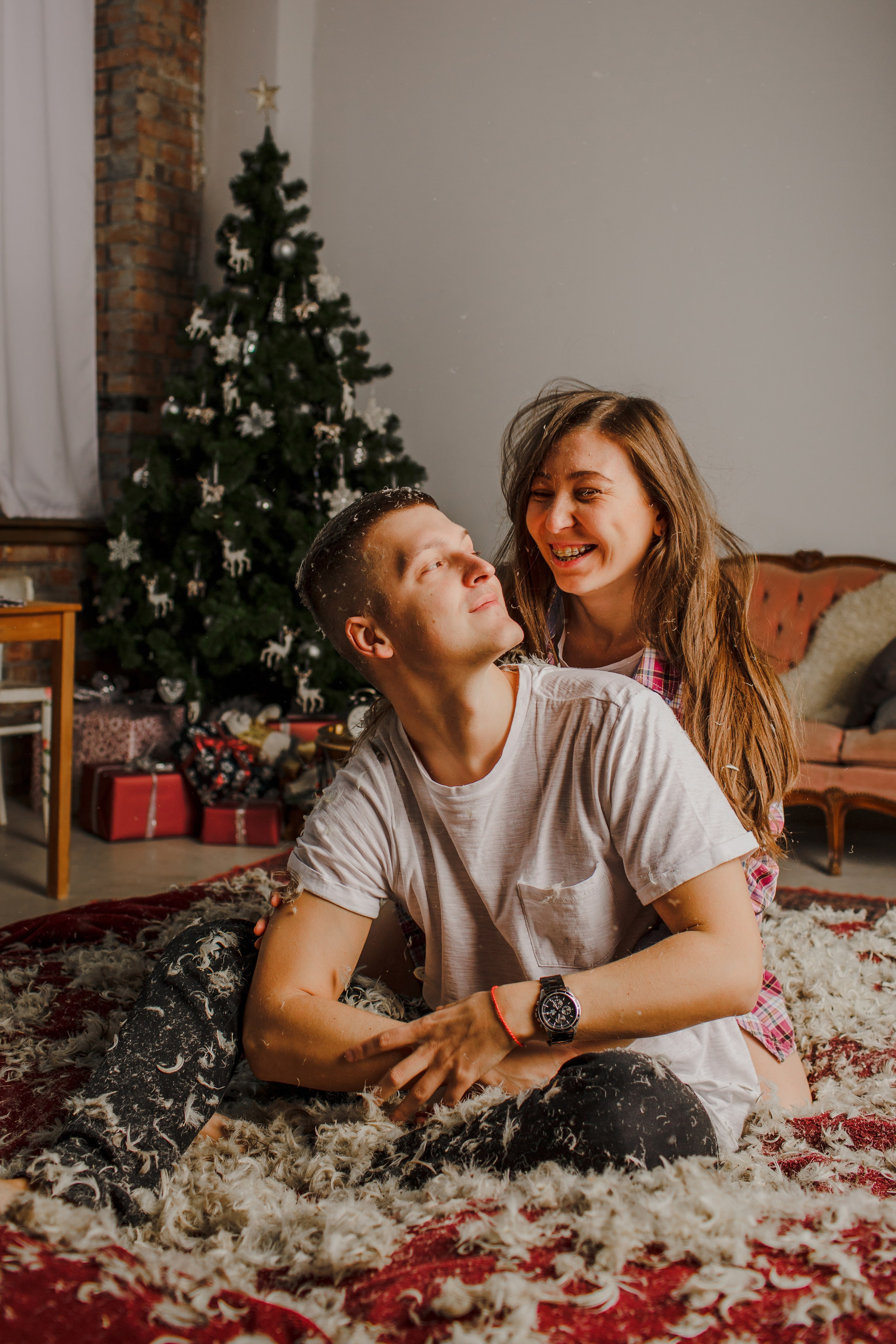 Новогодняя фотосессия love story. Свадебный фотограф Кирилл Белый