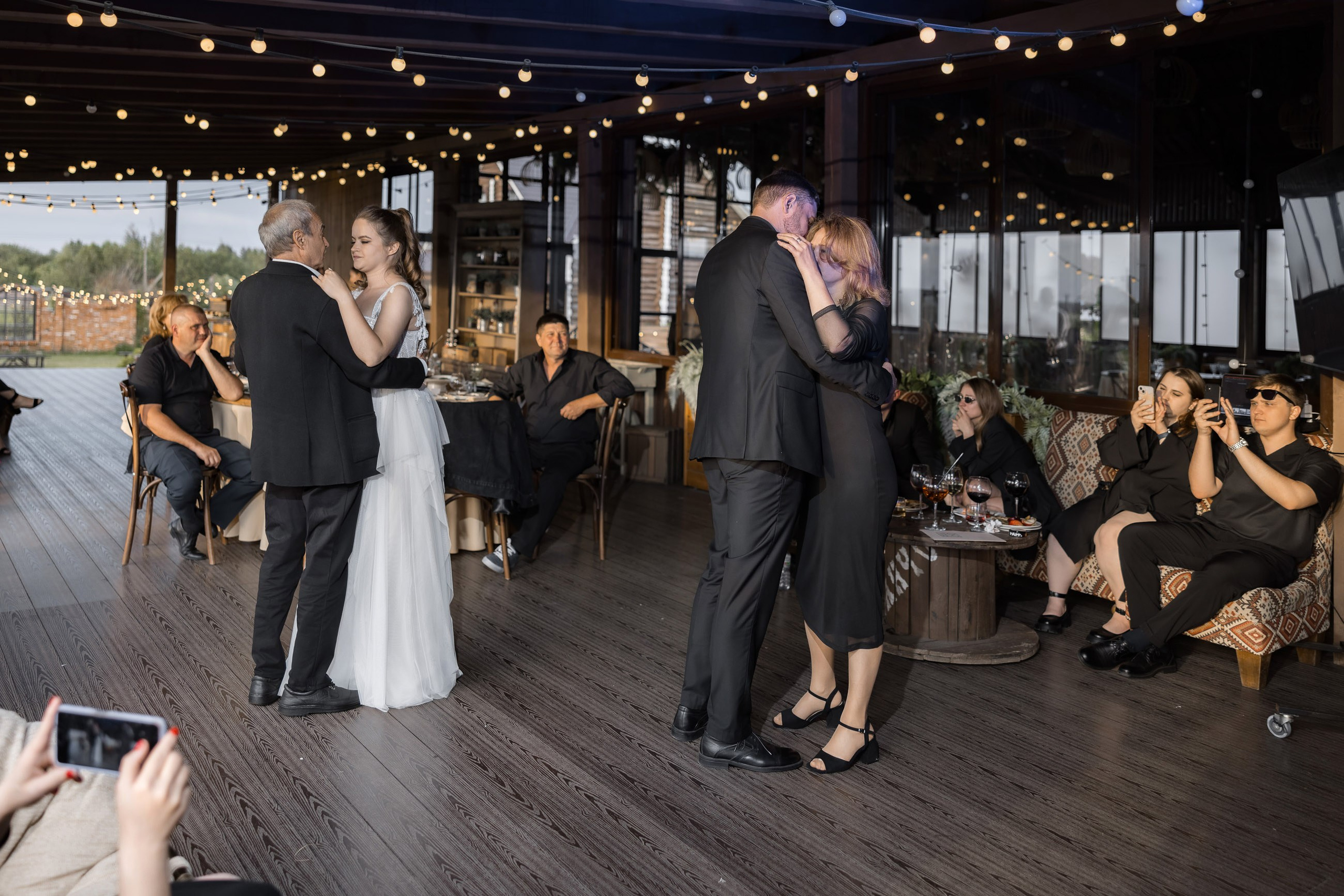 Артем и Вера. Свадебный фотограф и видеограф Юрий и Эля Дубинины