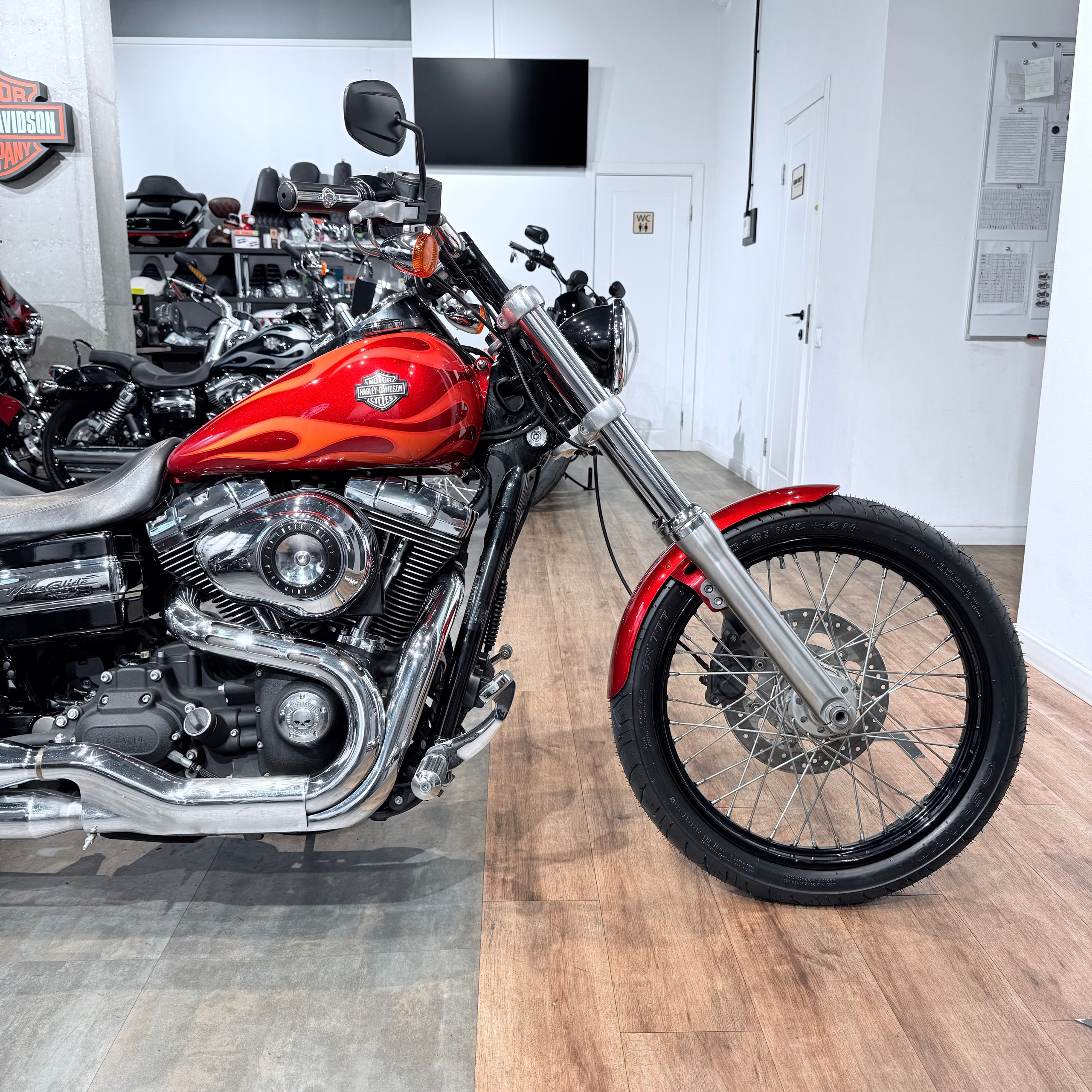 2012 Dyna Wide Glide 96 Red Оrаngе Flames. Hello Davidson, Москва. Только хорошие мотоциклы…