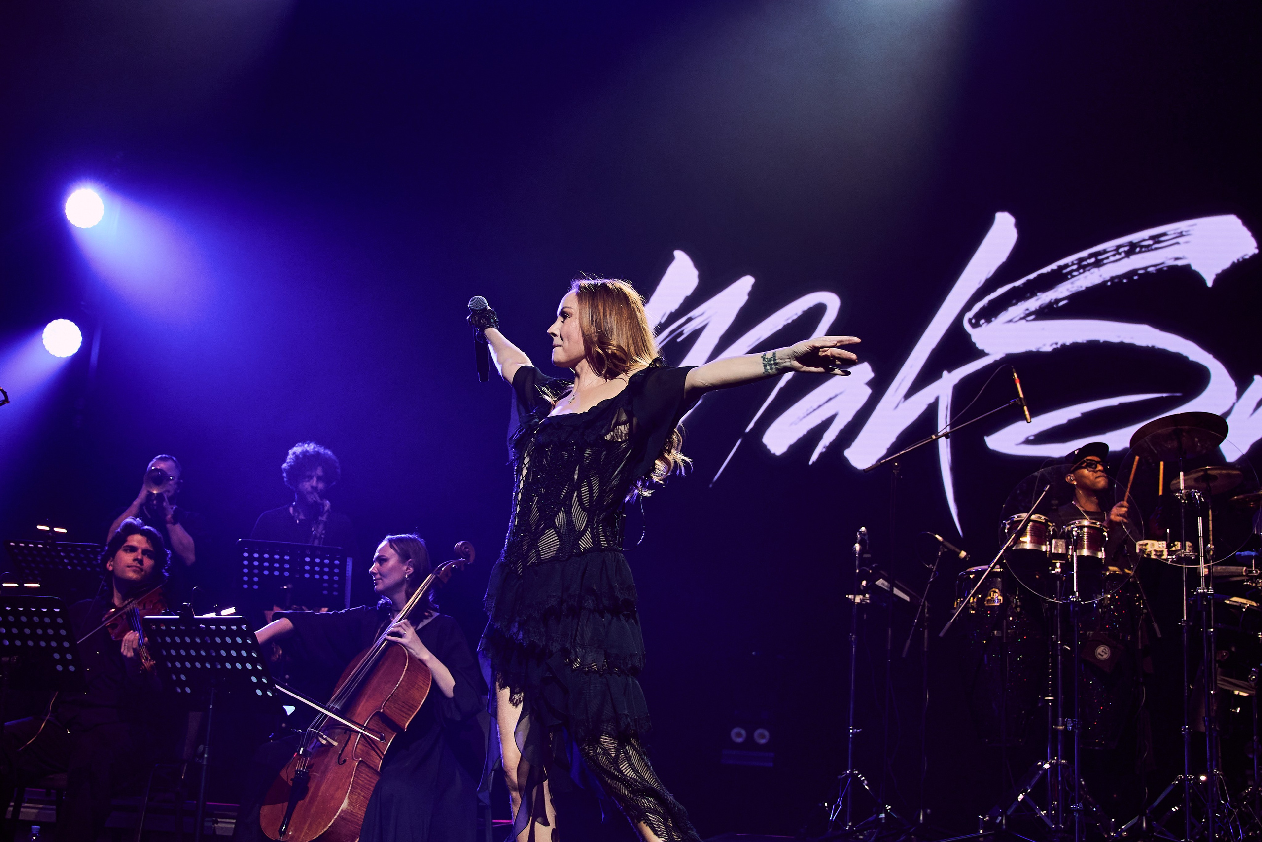 МАКСИМ & TELECLUB. Yekaterinburg, Sochi, Istanbul, Tiflis-Bshari Zaana’da fotoğrafçı