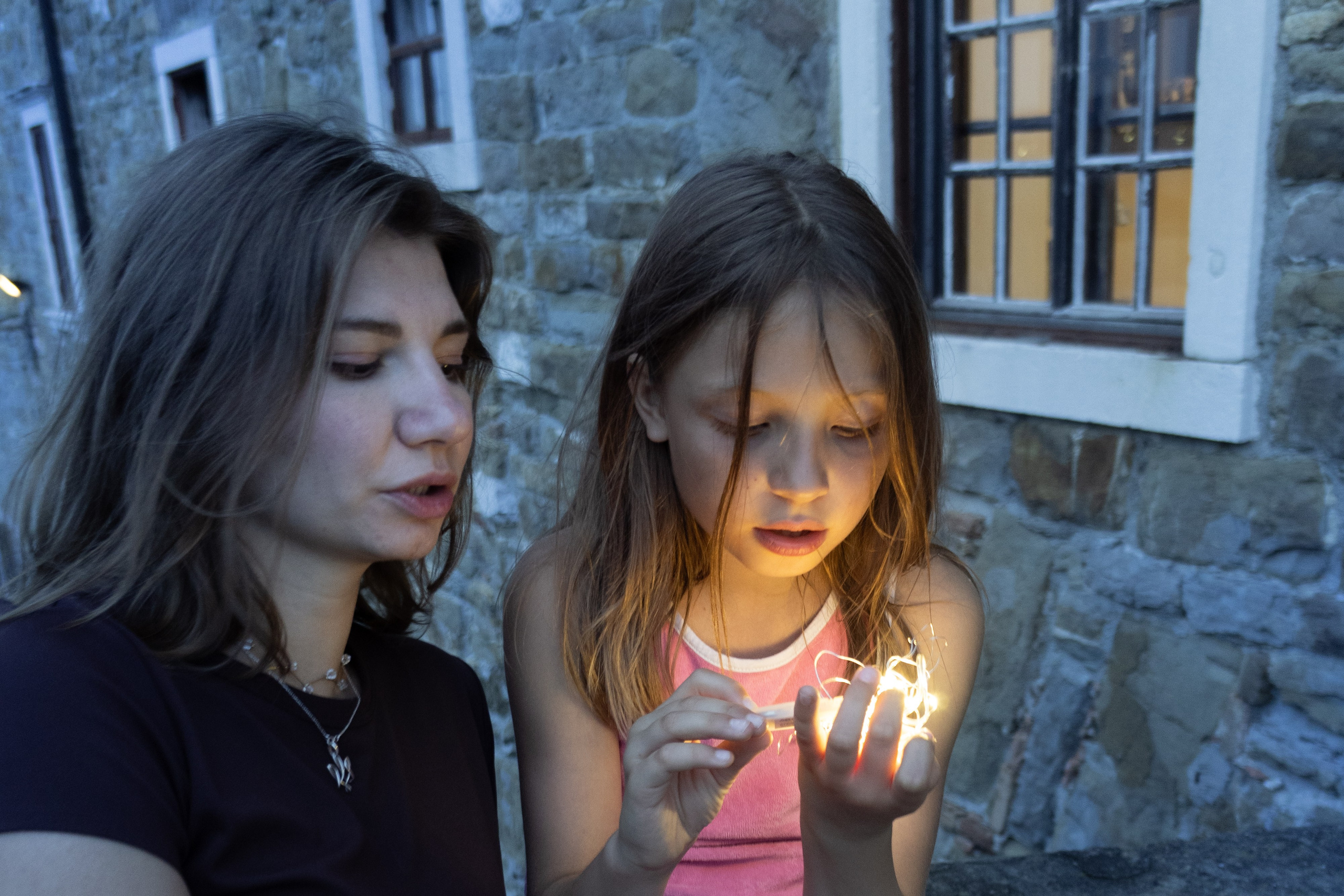 Olena e Adalina. Fotografo Alina Imanbaeva Trieste e FVG