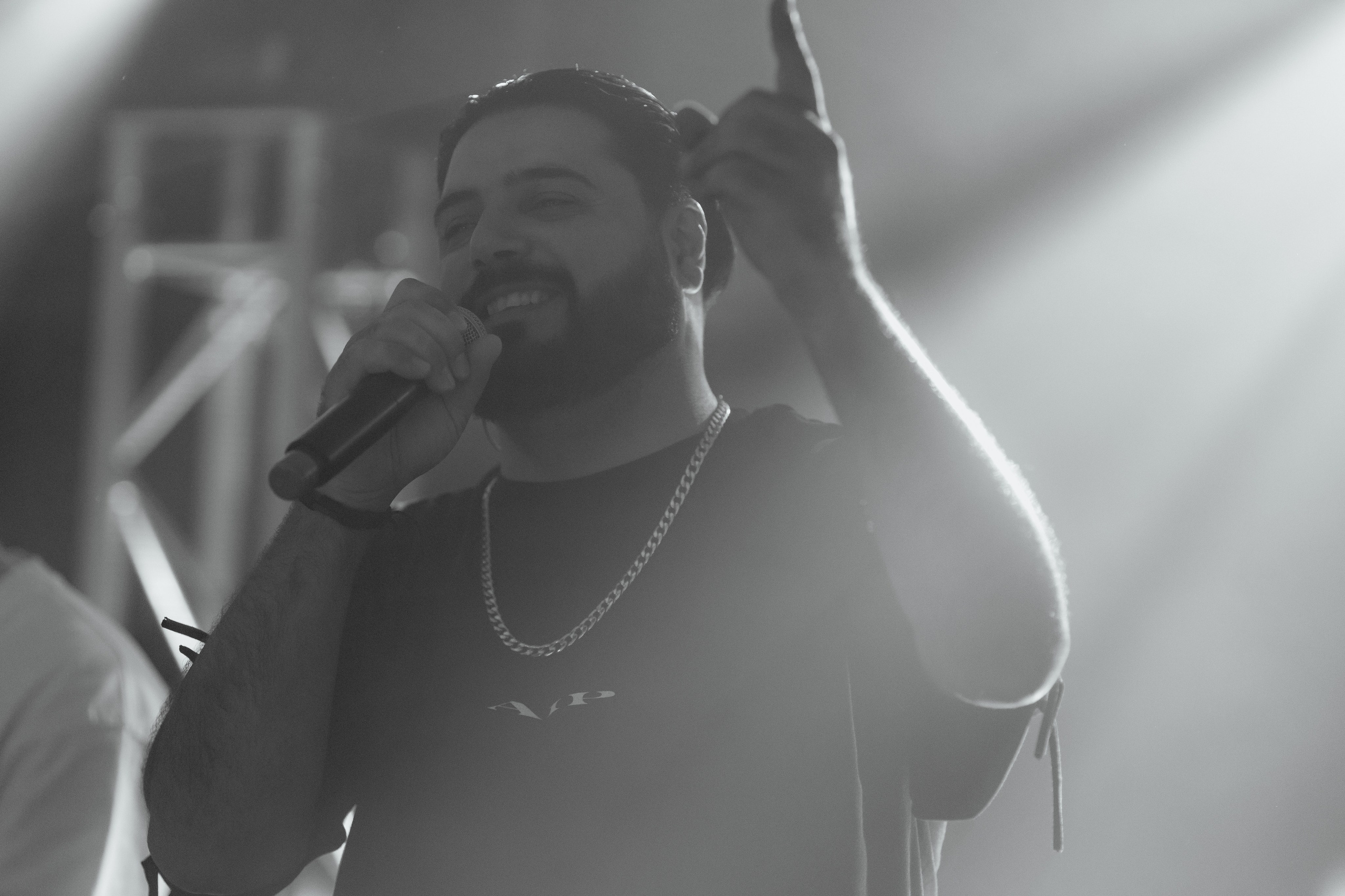 «С днем Рождения, Вика» группа «Корни»