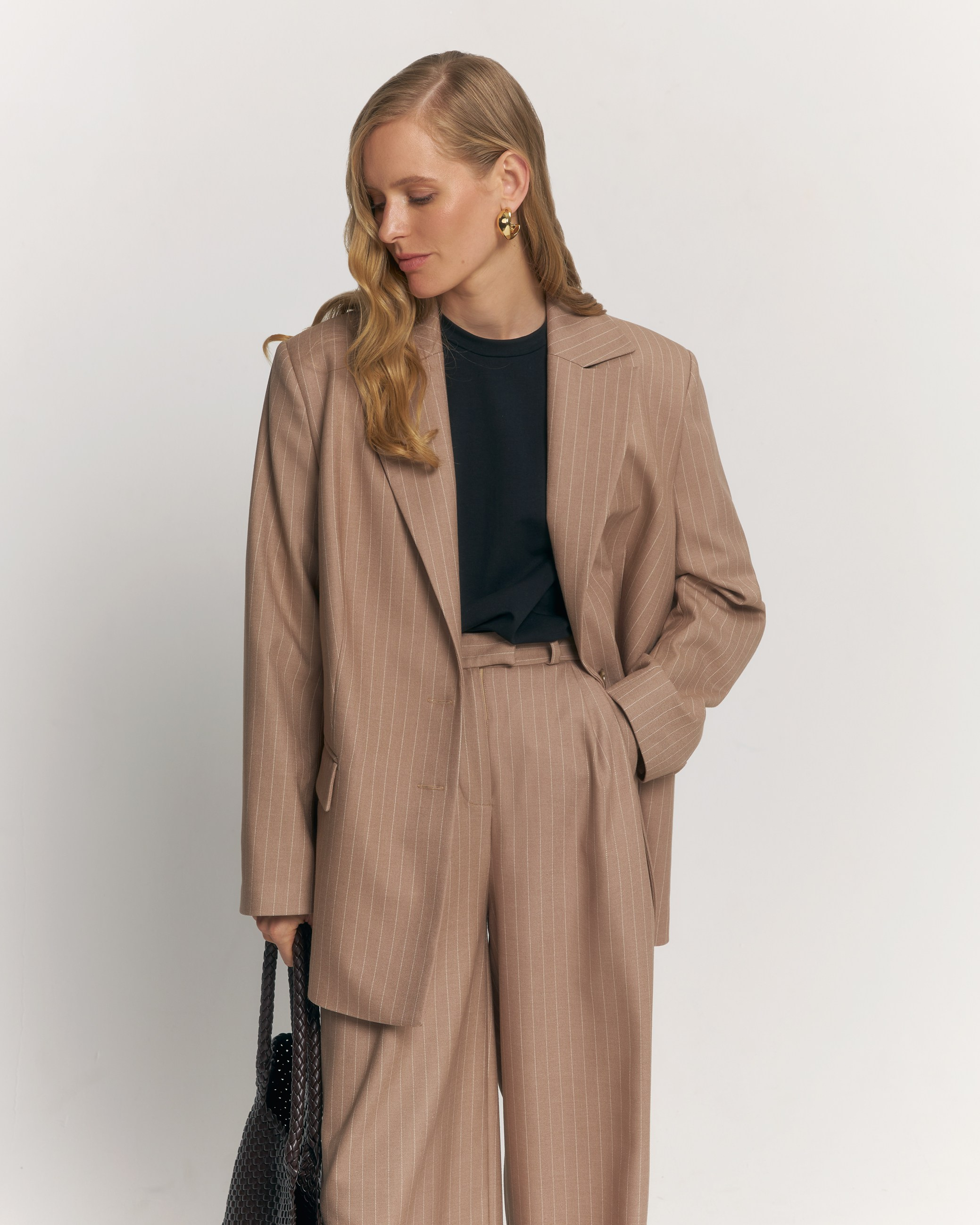 MIA CHU| CATALOG. Букалова Людмила — фотограф для брендов одежды в Москве