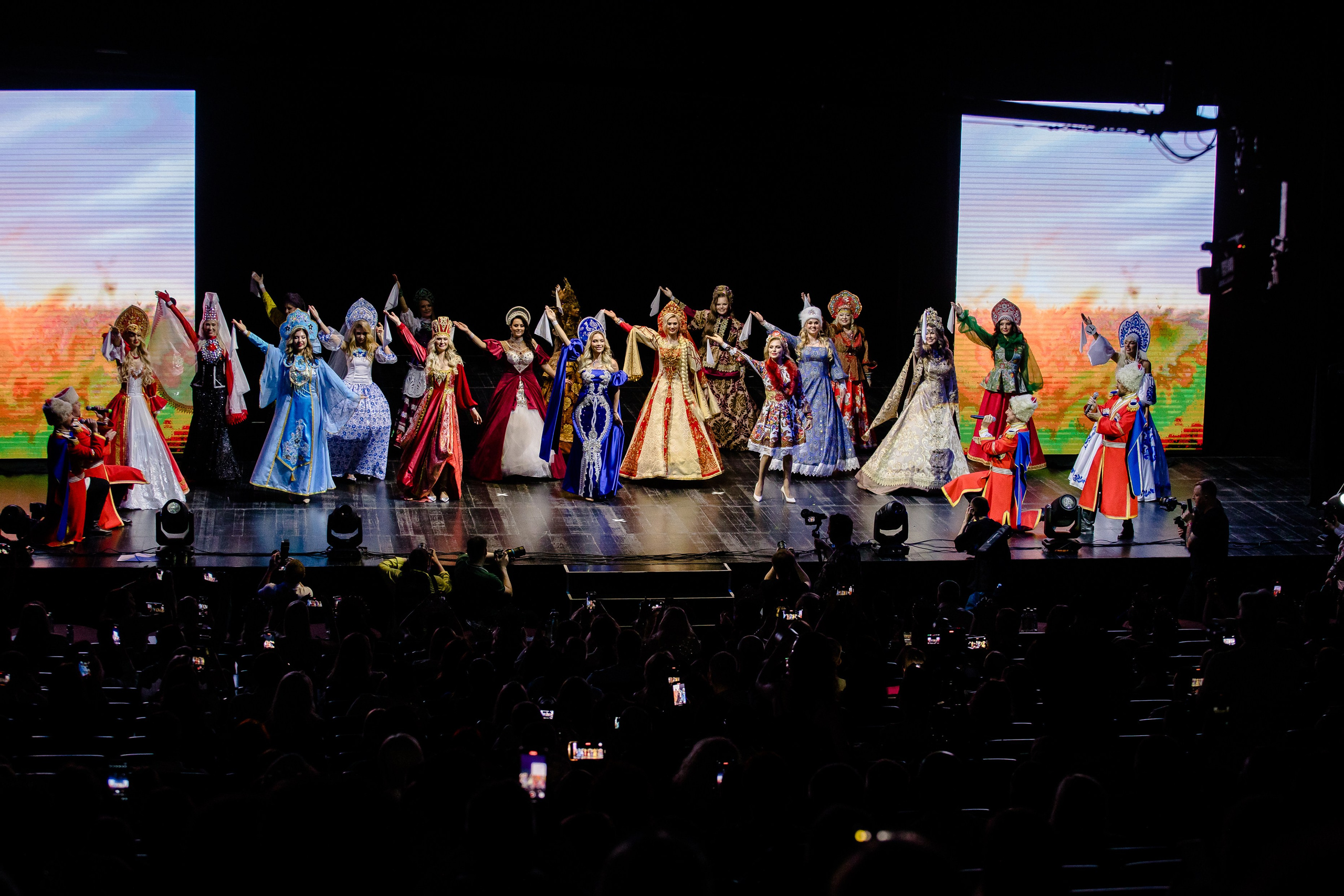 Репортажная съёмка. Свадебный фотограф в Иваново Гитарина Черняева