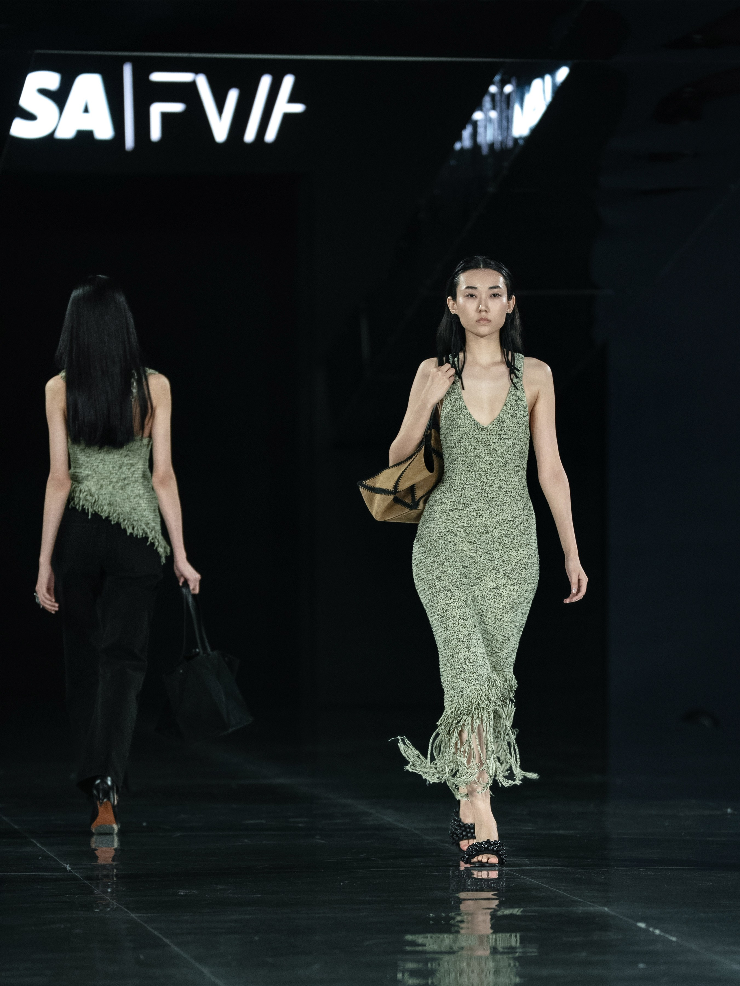Visa Fashion Week Nanushka. Сайт Алматинского НЮ АРТ, будуар и фэшн фотографа Дениса Карпенко