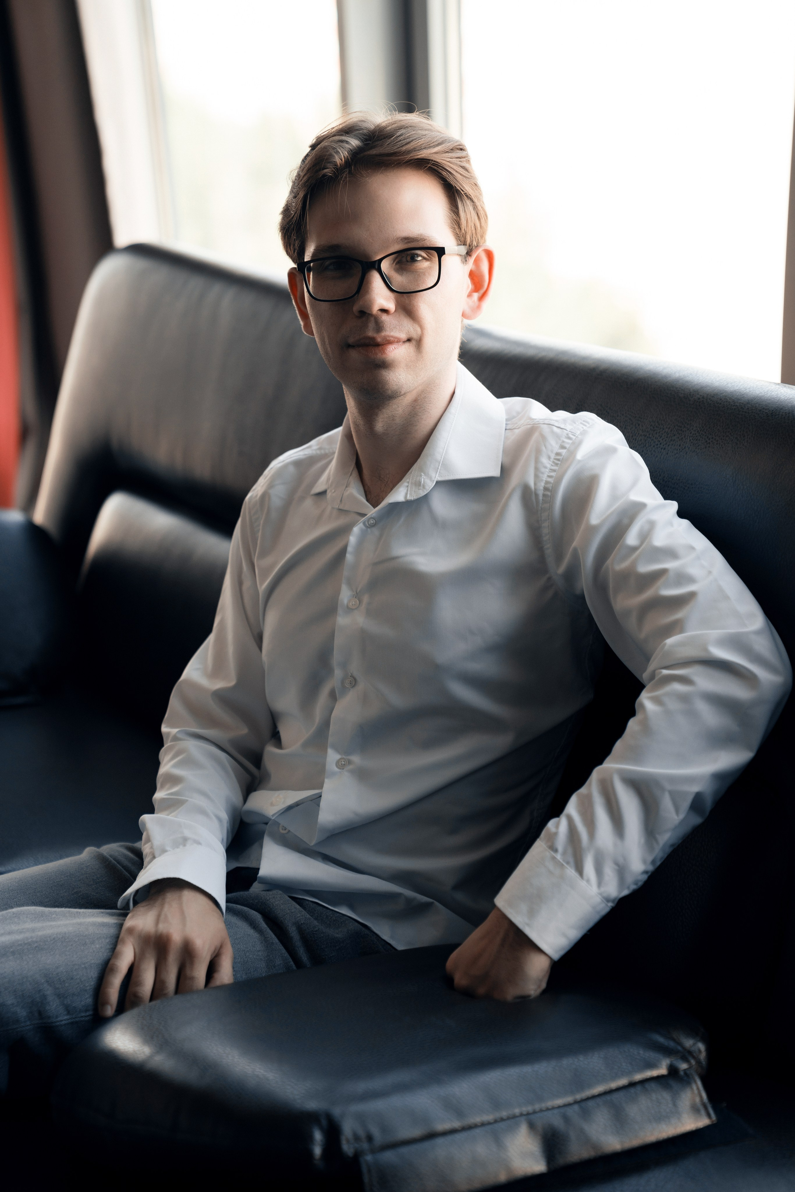 Михаил 10.08. Идеальные портреты для соцсетей — Фотограф Ленар