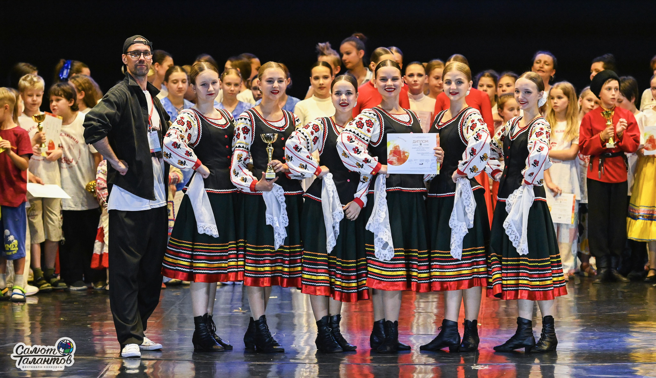05.07.2025 «Салют Талантов» 10-й Фестиваль-Конкурс «ПО МЕСТАМ ВОИНСКОЙ СЛАВЫ» г. Волгоград. Медиастудия Фото Концепт