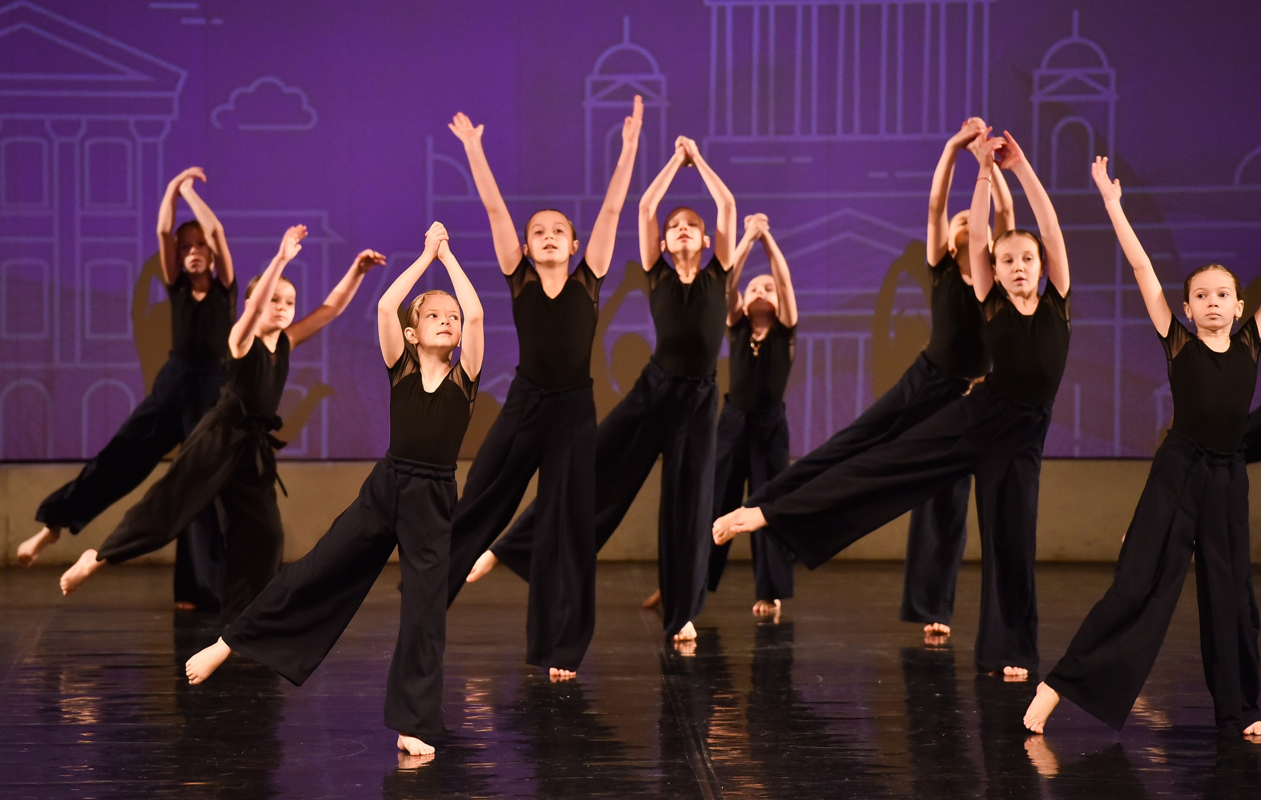 01.12.2024 Фестиваль хореографического искусства «АРТ-КОМПАС. СЕВЕРО-ЗАПАД» г. Спб. Медиастудия Фото Концепт