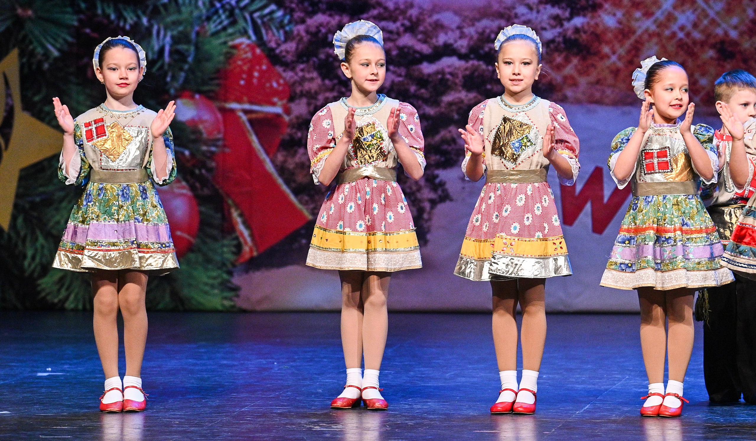 14.11.2024 «Новогодний Звездопад Талантов» Фестивальное движение «Шаг к мечте» г. Москва. Медиастудия Фото Концепт