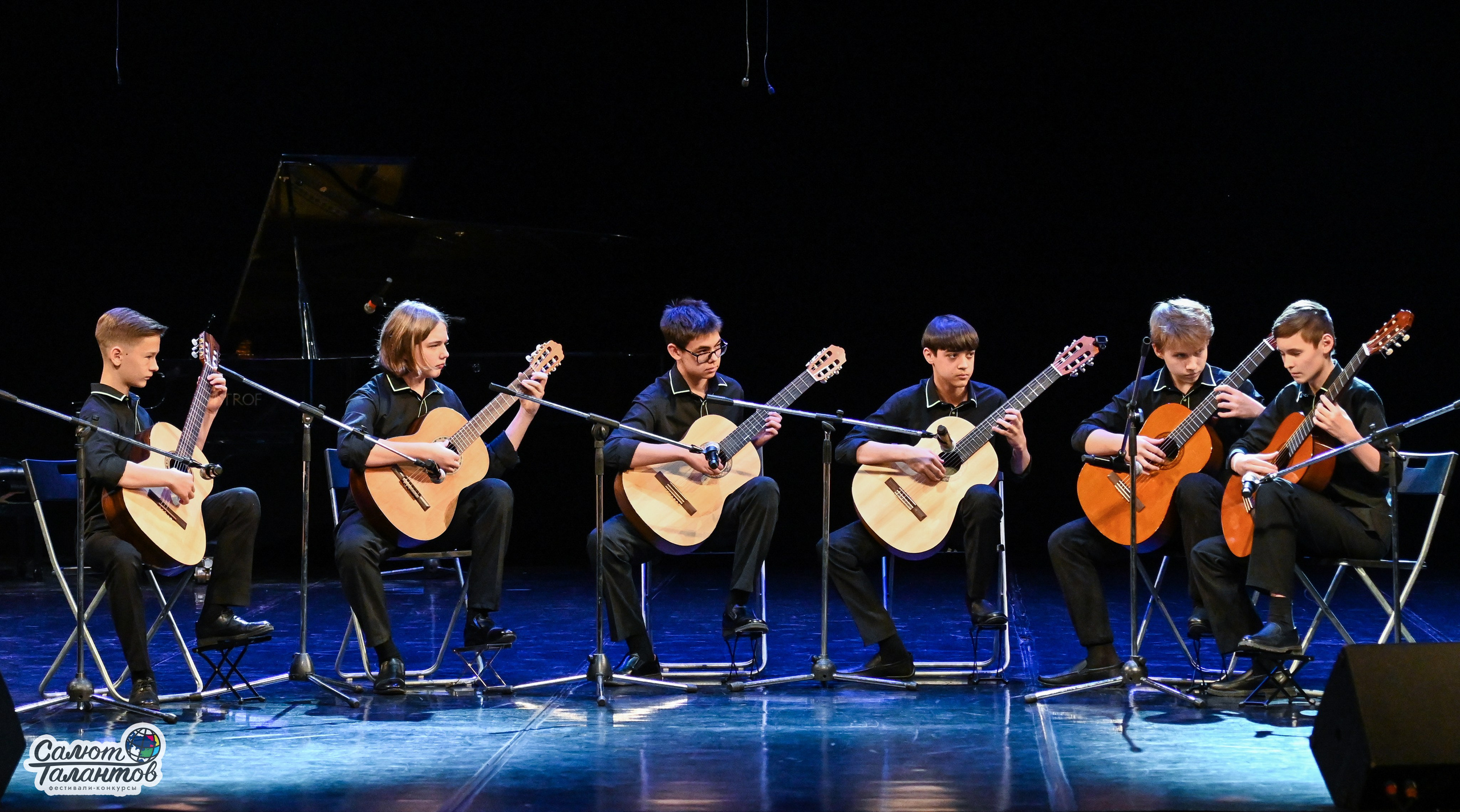 30.10.2024 6-й Международный Творческий Фестиваль-Конкурс «СЕРДЦЕ УРАЛА» г. Екб. Медиастудия Фото Концепт