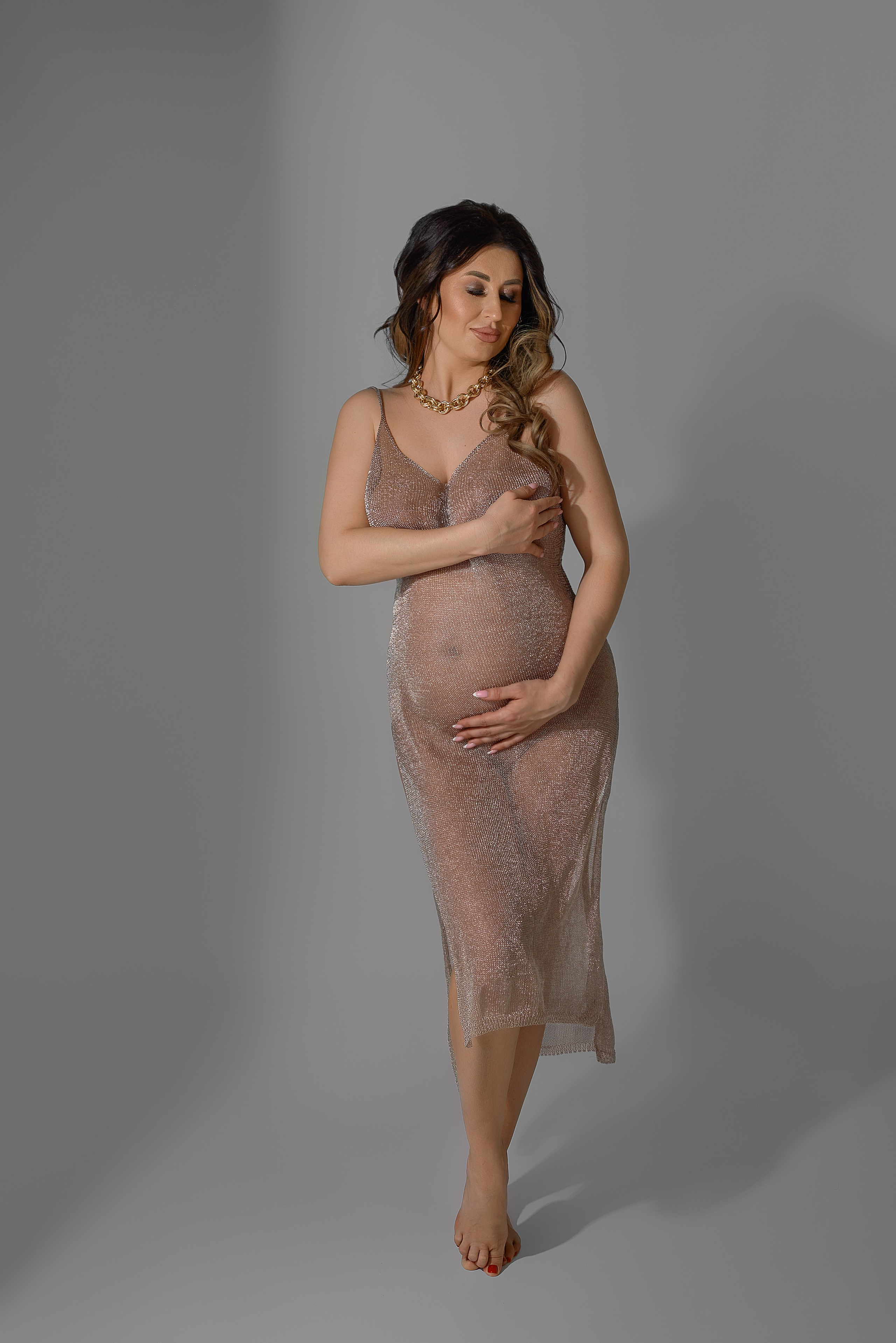 Фотосессия беременности минимализм. Фотограф беременности и новорожденных в Рязани