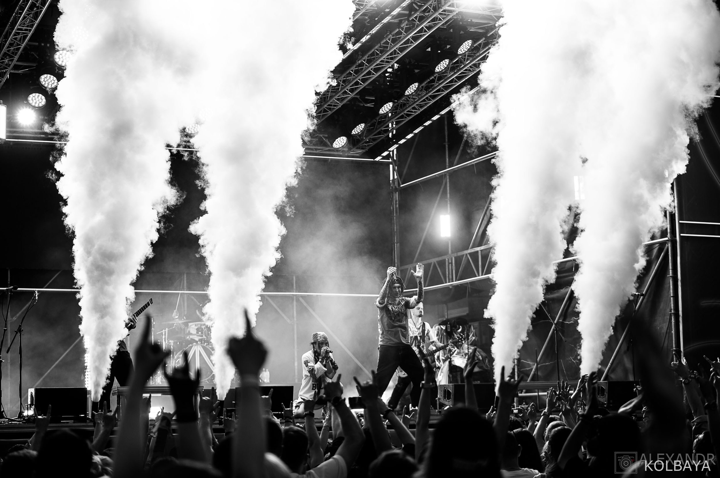Фоторепортаж с концерта группы СЛОТ на Red Summer 2025. Концертный и театральный репортажный фотограф в Москве Александр Колбая
