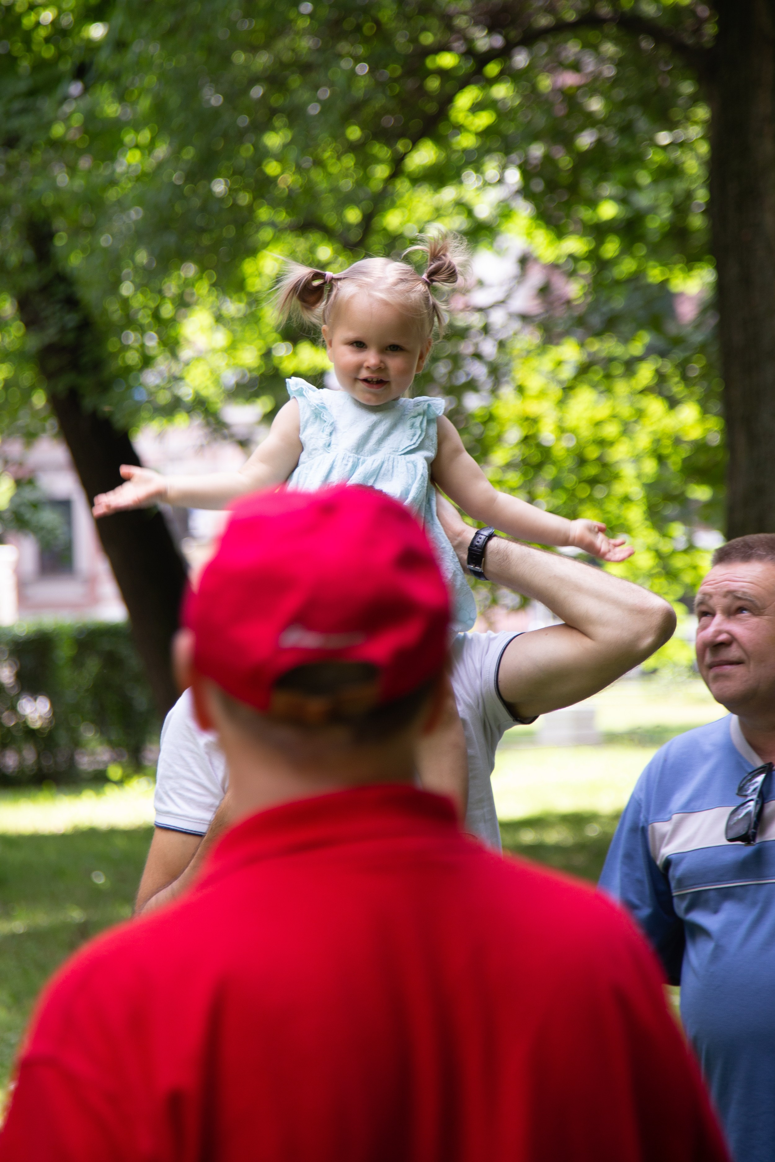 Прогулка всей семьей. Фотограф Анастасия Малеева